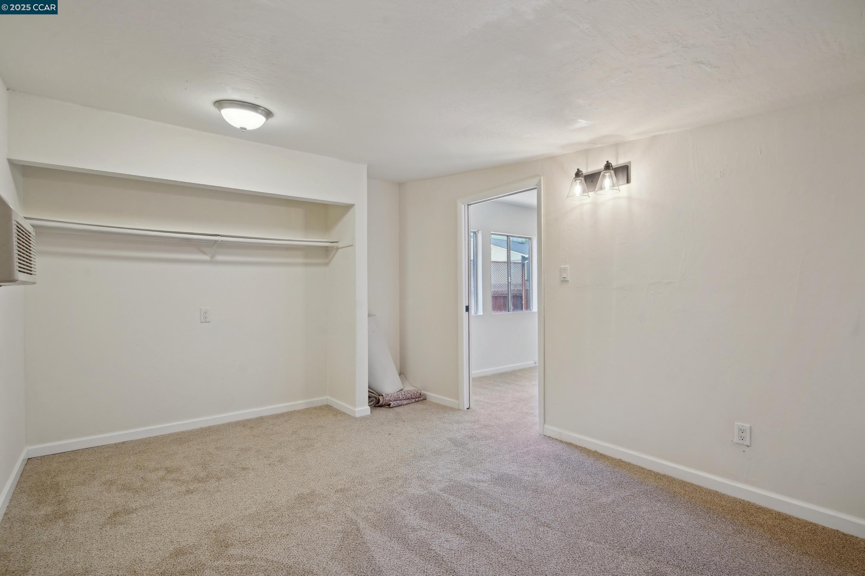 Detail Gallery Image 30 of 39 For 32 Lorraine Ave, Pittsburg,  CA 94565 - 4 Beds | 2 Baths