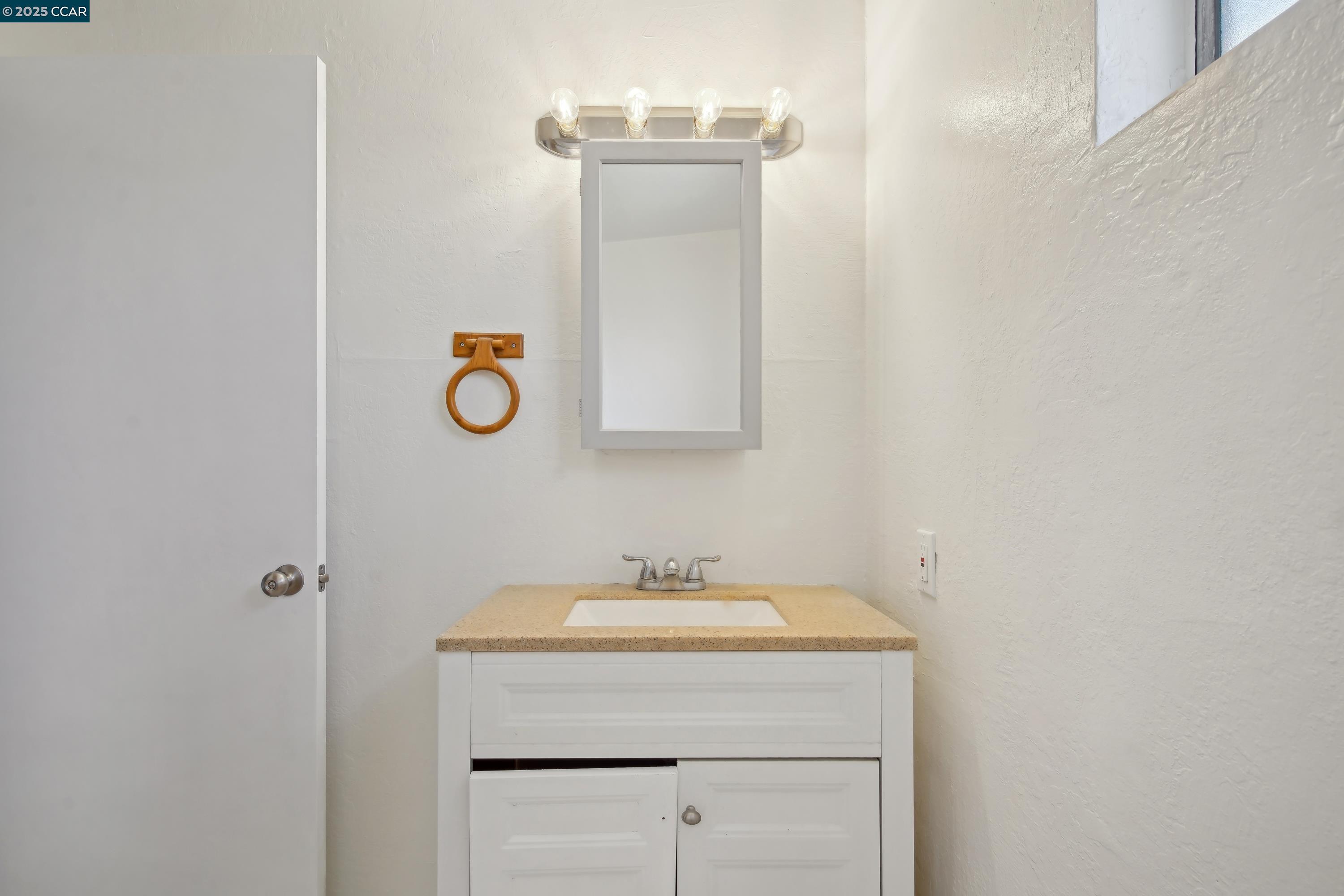 Detail Gallery Image 34 of 40 For 36 Lorraine Ave, Pittsburg,  CA 94565 - – Beds | – Baths