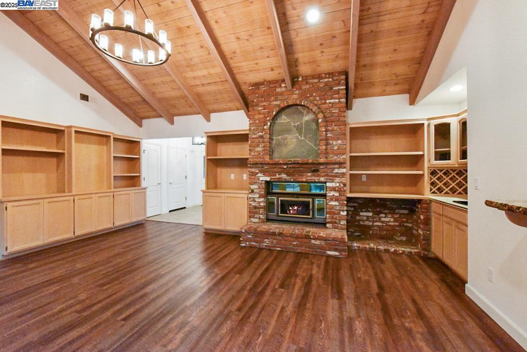 Detail Gallery Image 14 of 59 For 7325 Hill Rd, Granite Bay,  CA 95746 - 4 Beds | 3 Baths
