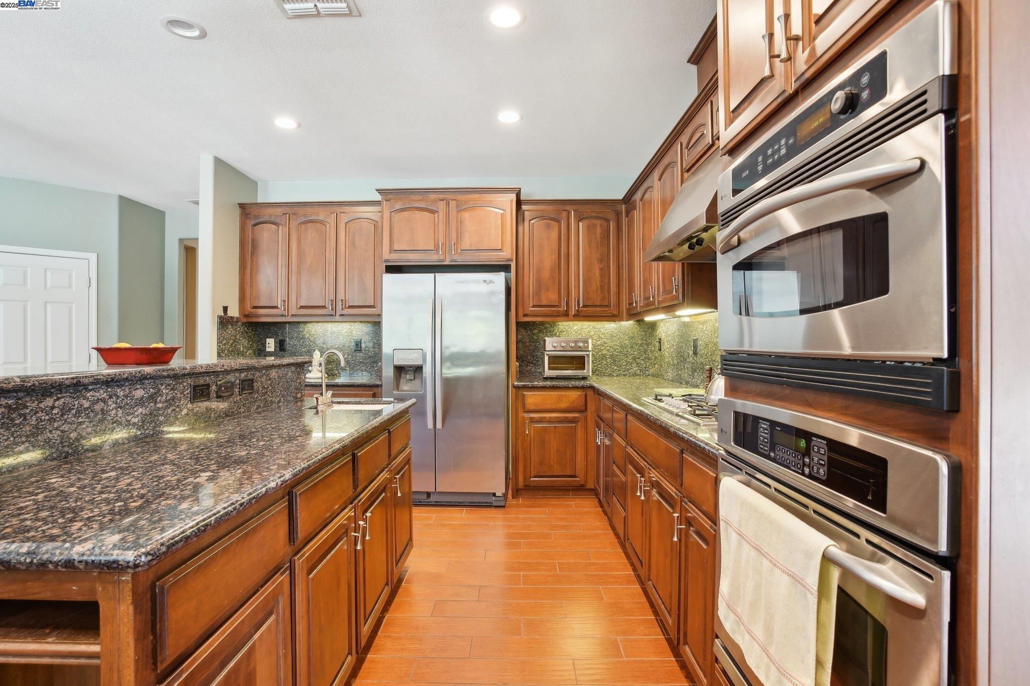 Detail Gallery Image 11 of 42 For 28250 S Zephyr Dr, Tracy,  CA 95304 - 4 Beds | 2/1 Baths