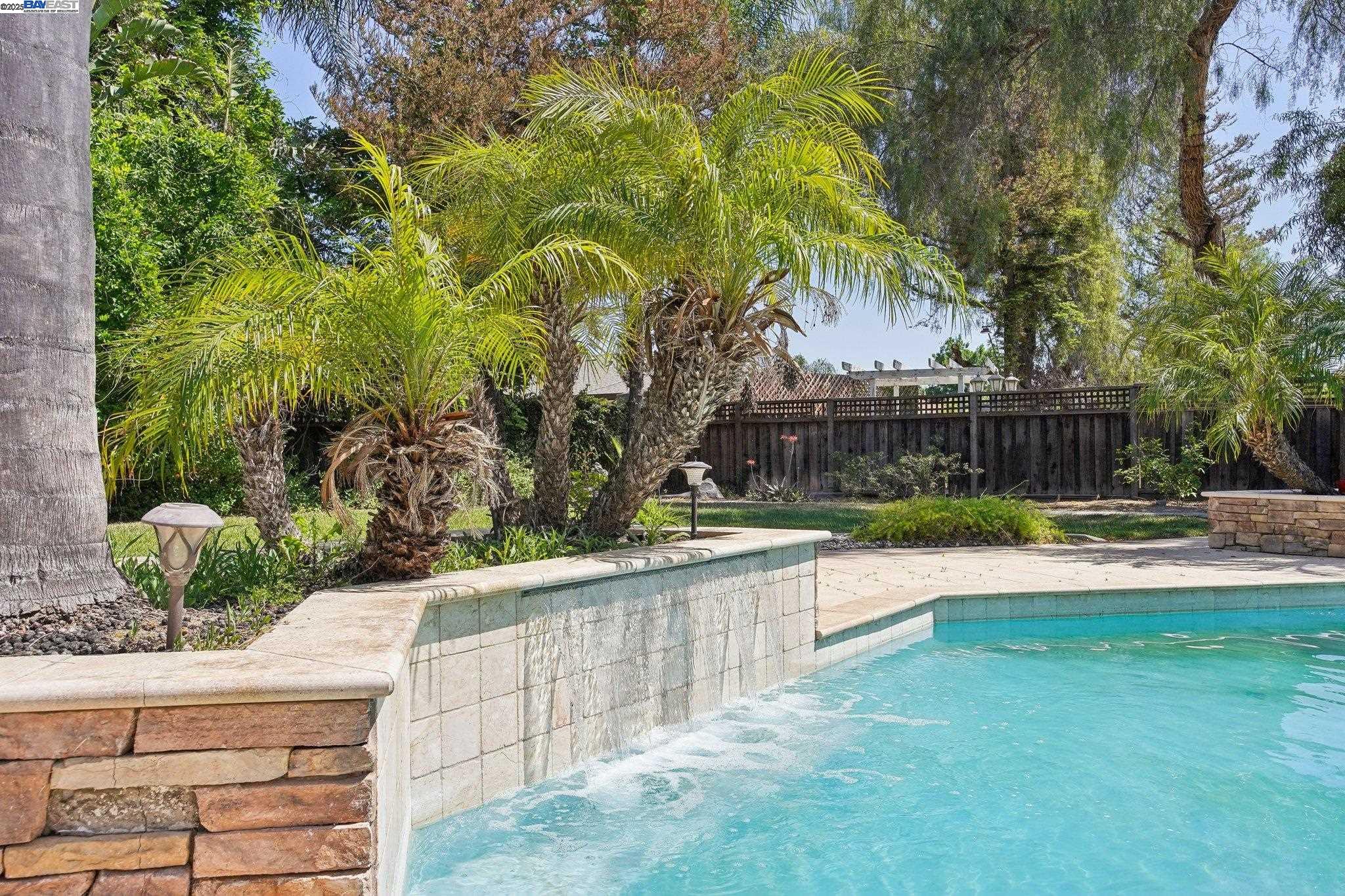 Detail Gallery Image 37 of 42 For 28250 S Zephyr Dr, Tracy,  CA 95304 - 4 Beds | 2/1 Baths