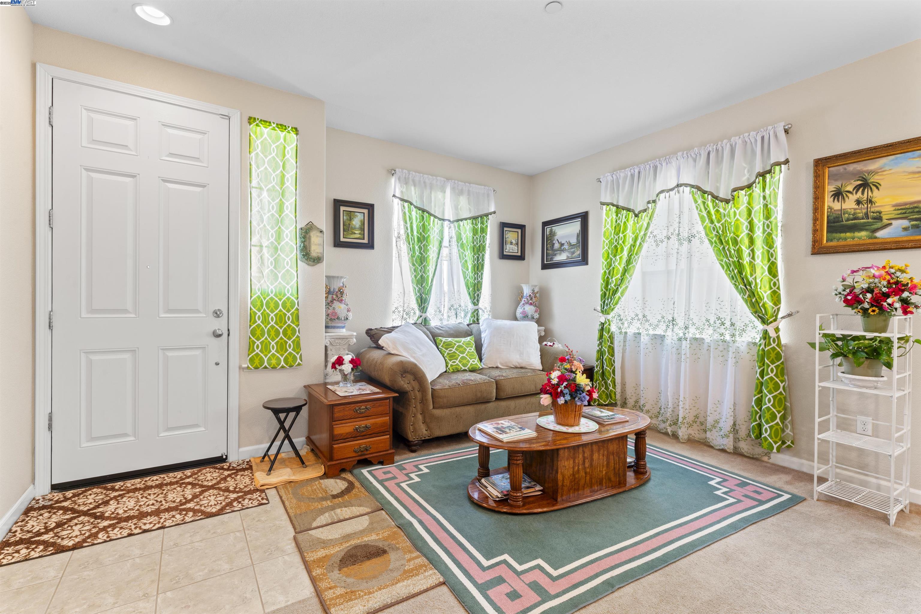 Detail Gallery Image 25 of 46 For 1363 Encore Dr, Fairfield,  CA 94534 - 4 Beds | 2/1 Baths