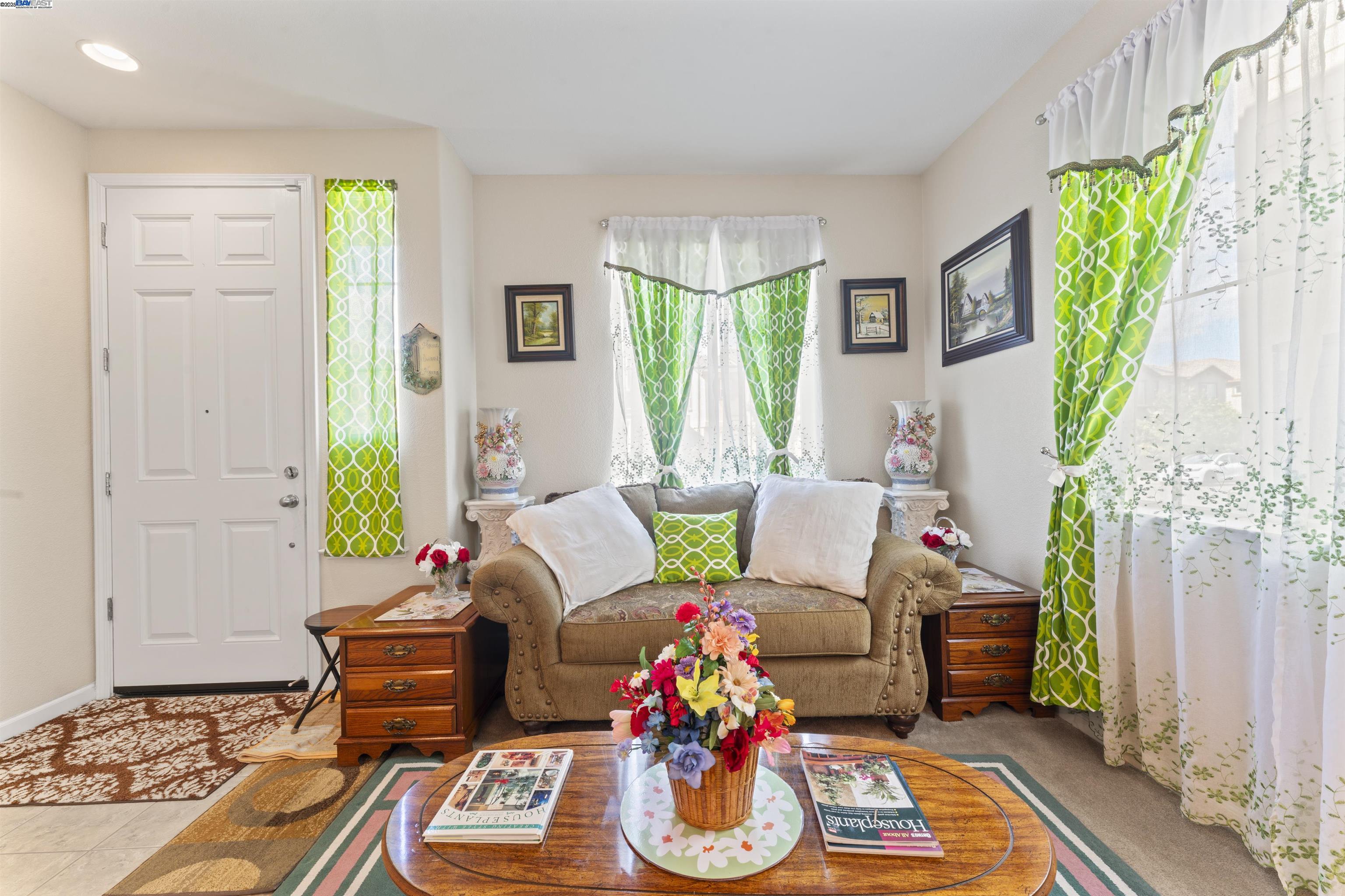 Detail Gallery Image 28 of 46 For 1363 Encore Dr, Fairfield,  CA 94534 - 4 Beds | 2/1 Baths