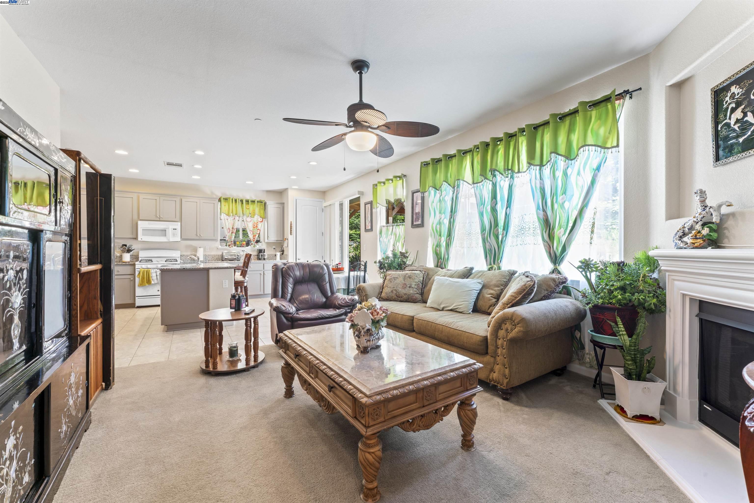 Detail Gallery Image 31 of 46 For 1363 Encore Dr, Fairfield,  CA 94534 - 4 Beds | 2/1 Baths