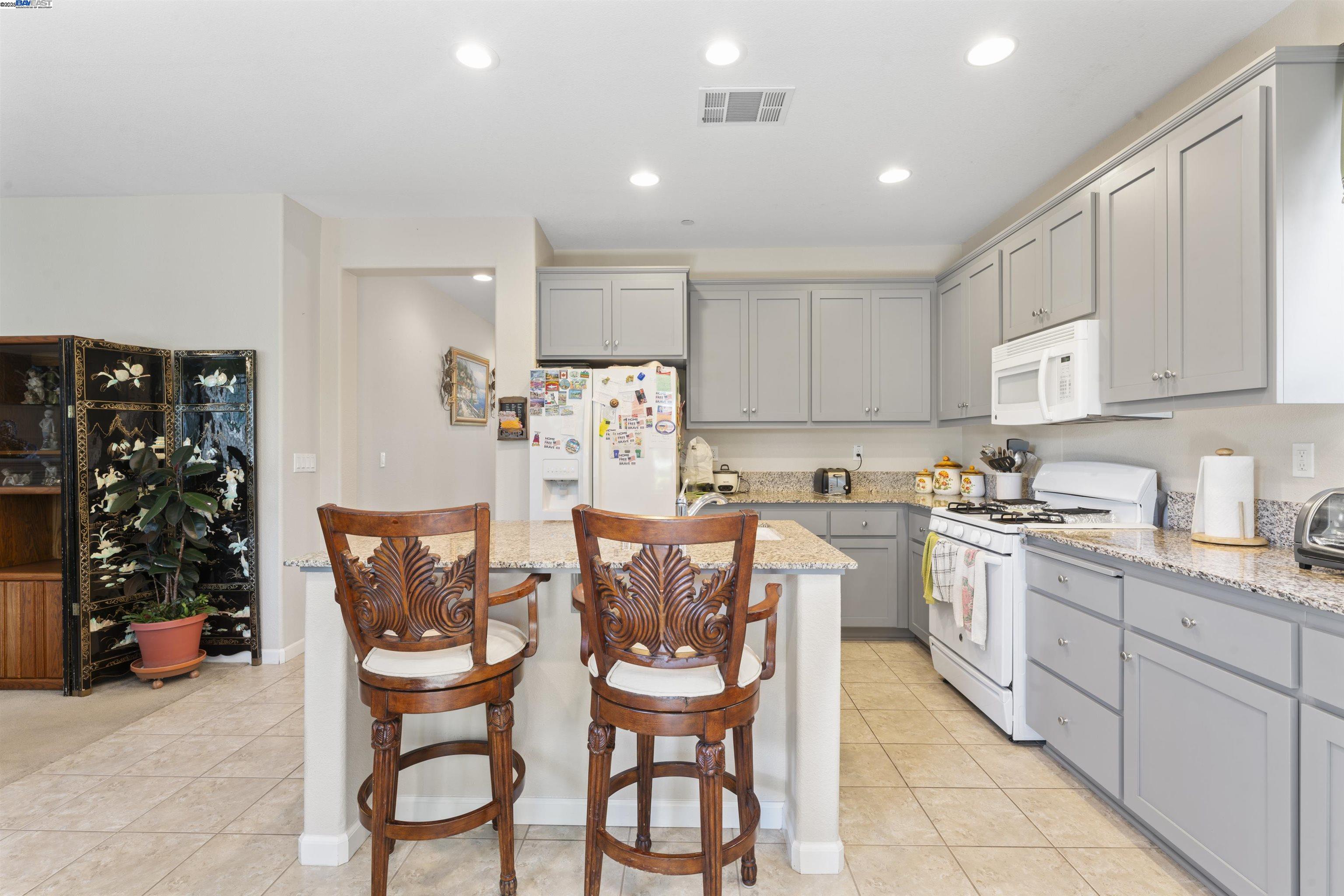 Detail Gallery Image 38 of 46 For 1363 Encore Dr, Fairfield,  CA 94534 - 4 Beds | 2/1 Baths