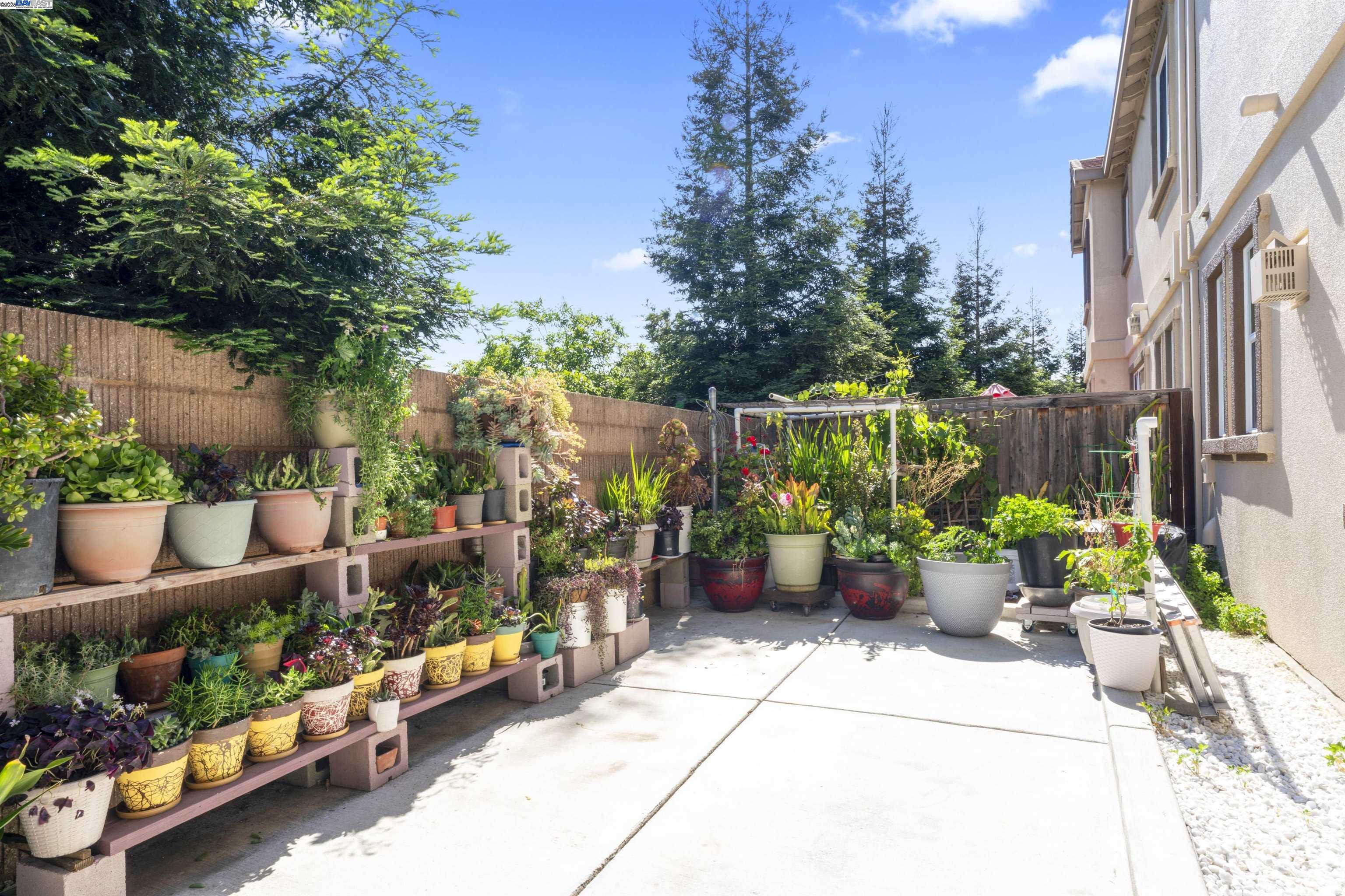 Detail Gallery Image 43 of 46 For 1363 Encore Dr, Fairfield,  CA 94534 - 4 Beds | 2/1 Baths