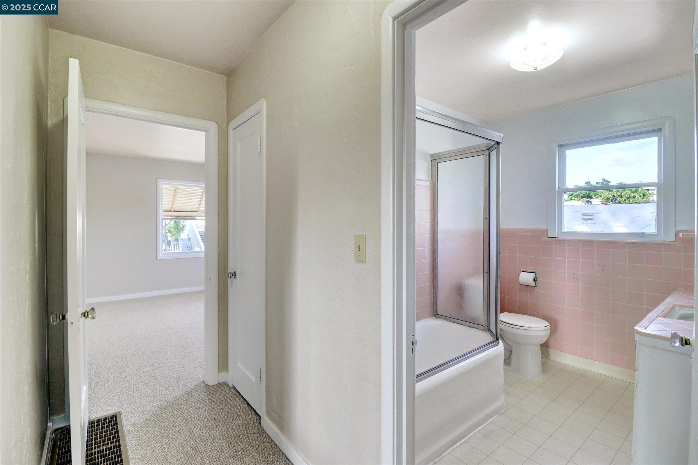 Detail Gallery Image 16 of 38 For 818 W 4th St, Antioch,  CA 94509 - 2 Beds | 1 Baths
