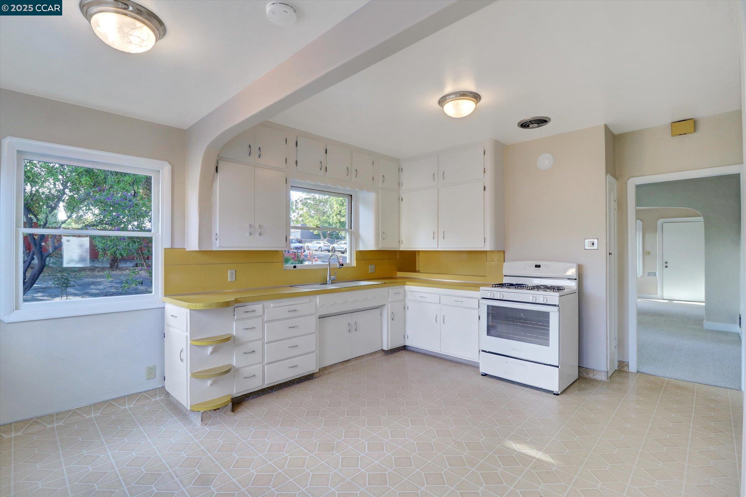 Detail Gallery Image 31 of 38 For 818 W 4th St, Antioch,  CA 94509 - 2 Beds | 1 Baths