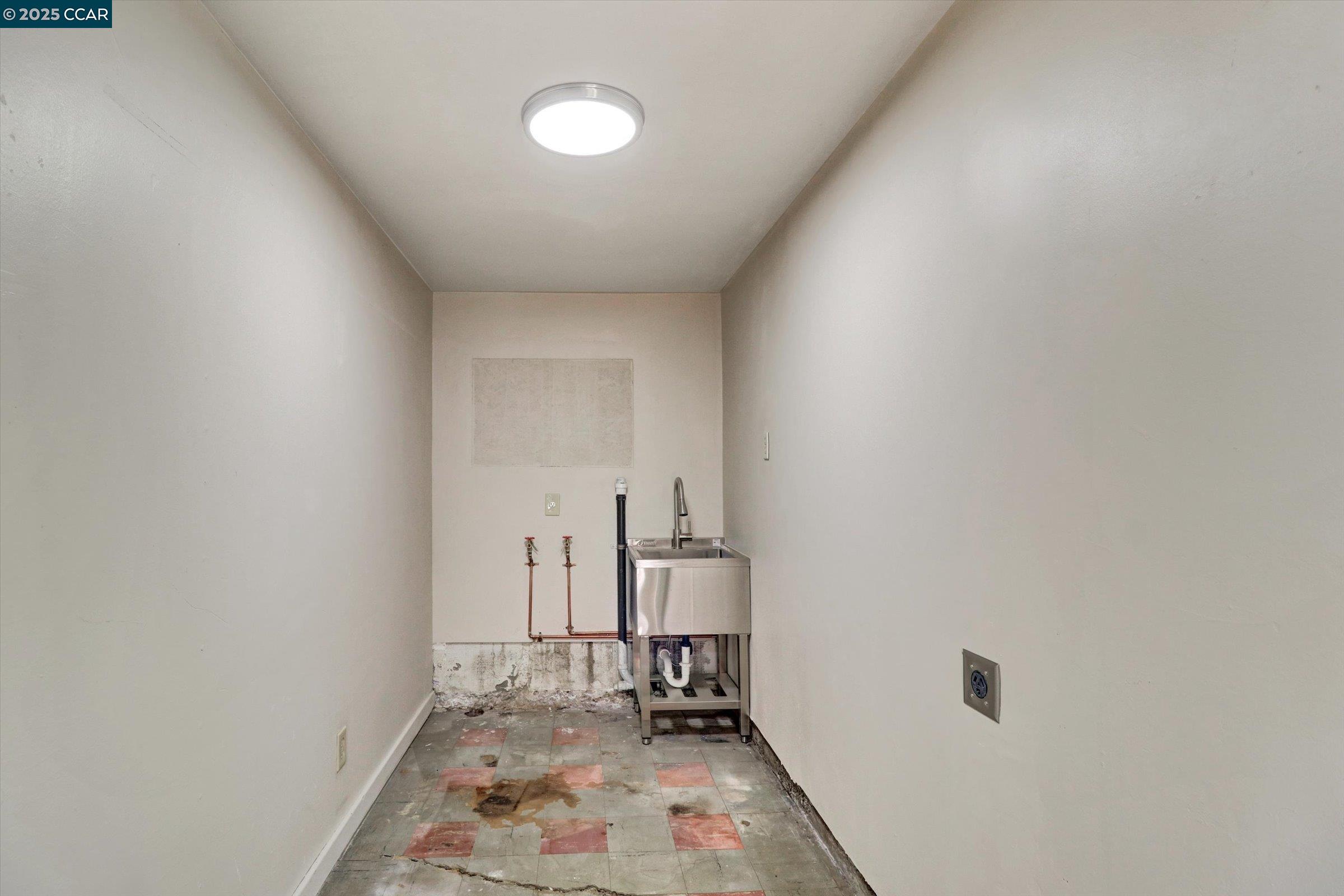 Detail Gallery Image 36 of 38 For 818 W 4th St, Antioch,  CA 94509 - 2 Beds | 1 Baths