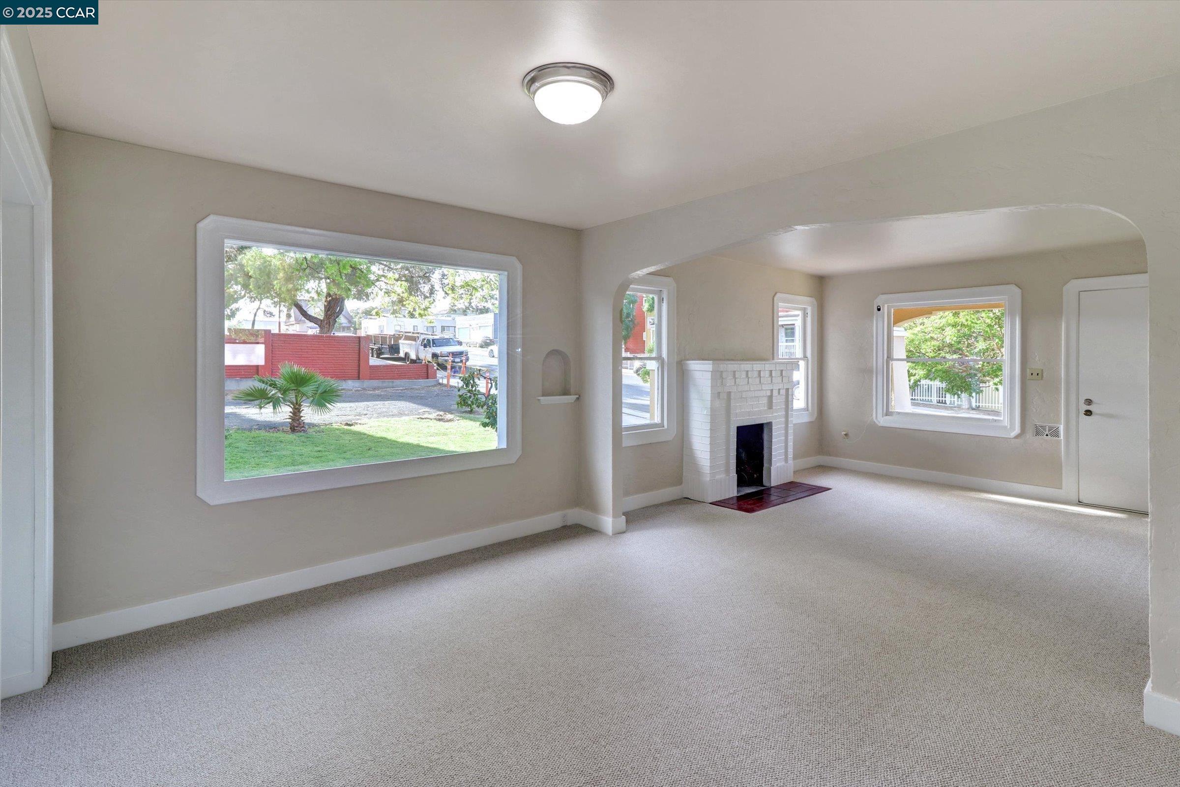 Detail Gallery Image 6 of 38 For 818 W 4th St, Antioch,  CA 94509 - 2 Beds | 1 Baths