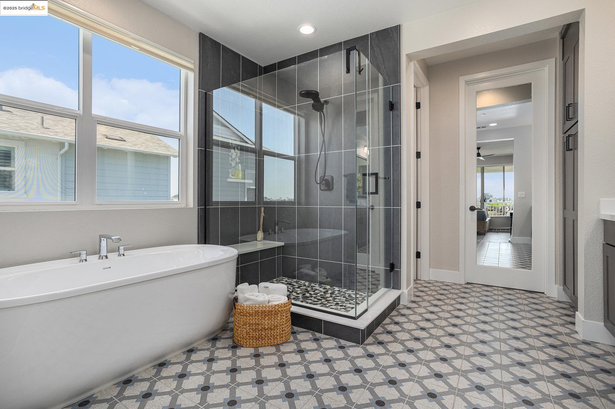 Detail Gallery Image 16 of 60 For 3143 Delta Coves Dr, Bethel Island,  CA 94511 - 4 Beds | 4/2 Baths