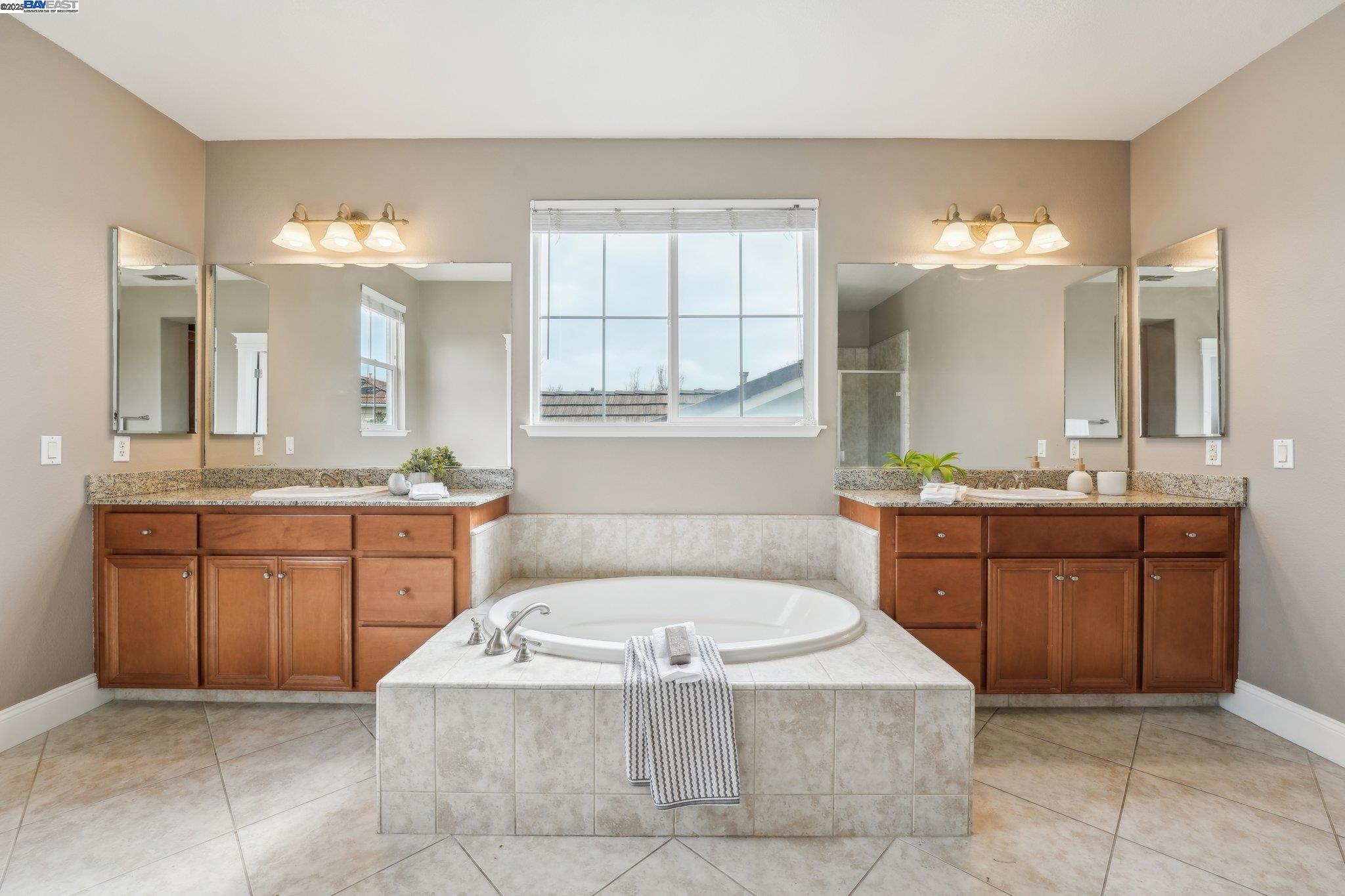 Detail Gallery Image 40 of 57 For 632 S Comunidad Street, Mountain House,  CA 95391 - 5 Beds | 4 Baths