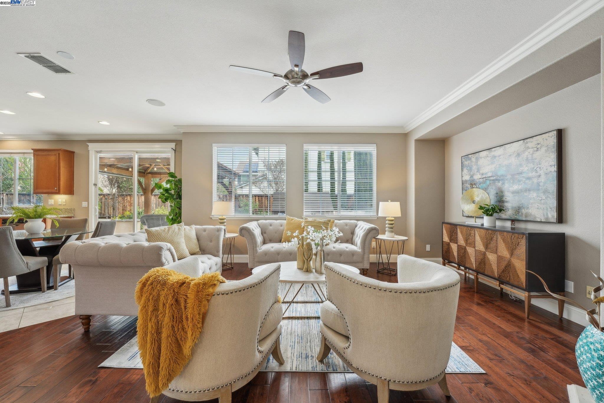 Detail Gallery Image 10 of 57 For 632 S Comunidad Street, Mountain House,  CA 95391 - 5 Beds | 4 Baths