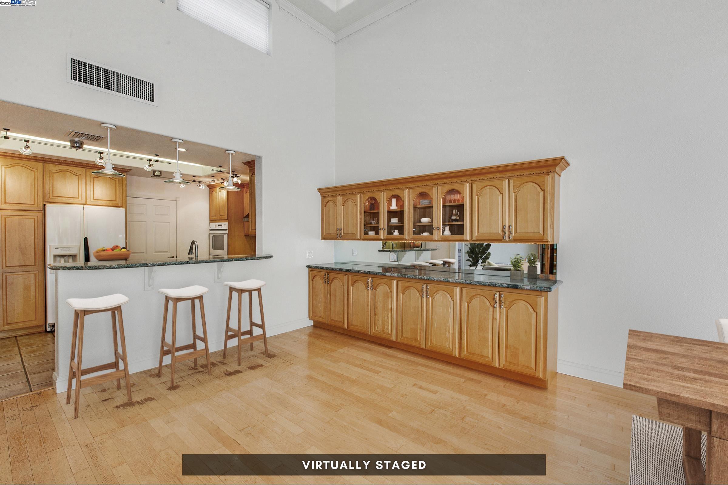 Detail Gallery Image 15 of 55 For 3171 Verdant Way, San Jose,  CA 95117 - 3 Beds | 2 Baths