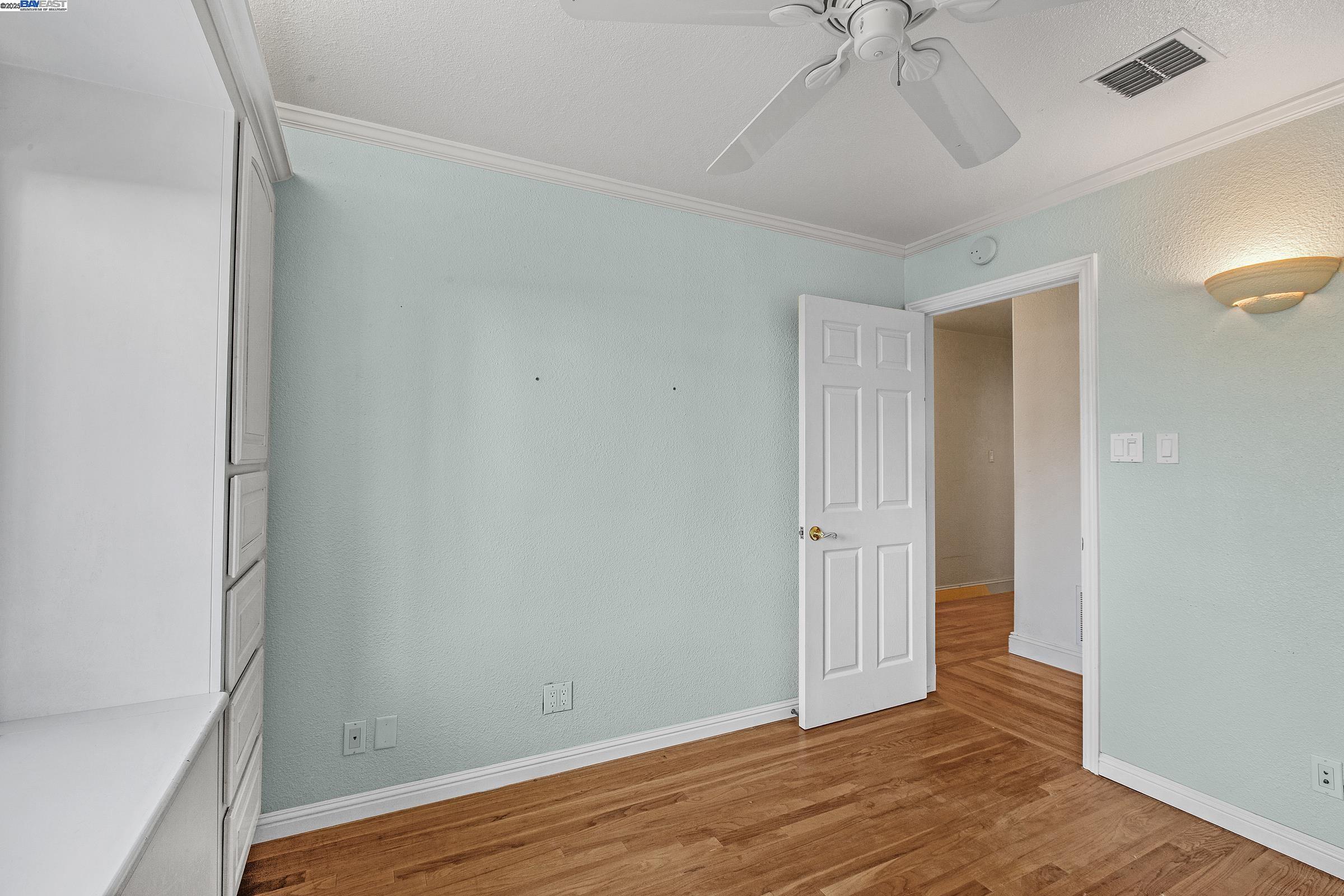 Detail Gallery Image 26 of 55 For 3171 Verdant Way, San Jose,  CA 95117 - 3 Beds | 2 Baths