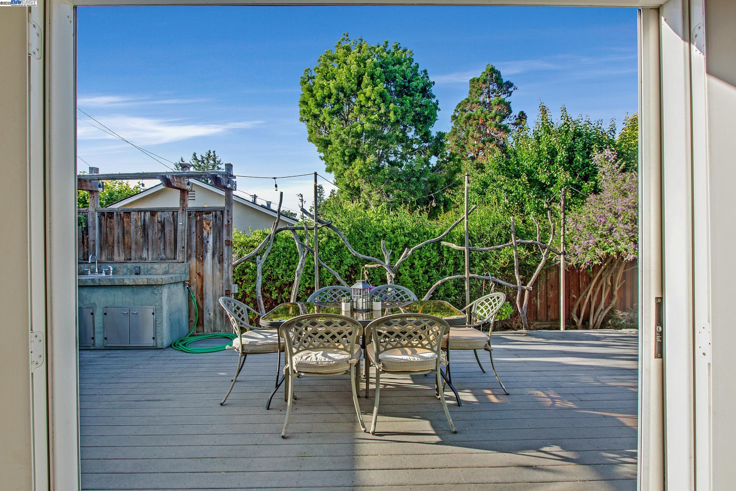 Detail Gallery Image 30 of 55 For 3171 Verdant Way, San Jose,  CA 95117 - 3 Beds | 2 Baths