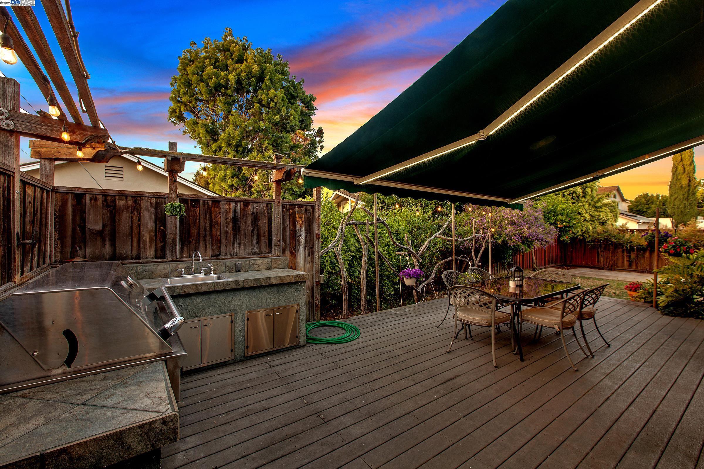Detail Gallery Image 34 of 55 For 3171 Verdant Way, San Jose,  CA 95117 - 3 Beds | 2 Baths