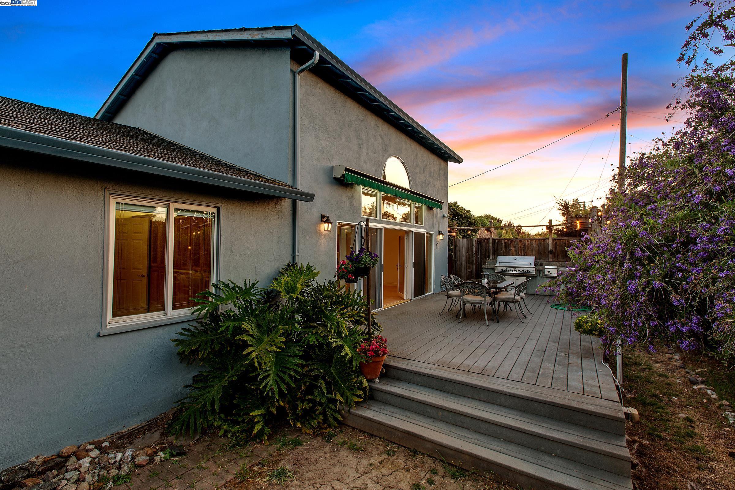 Detail Gallery Image 41 of 55 For 3171 Verdant Way, San Jose,  CA 95117 - 3 Beds | 2 Baths