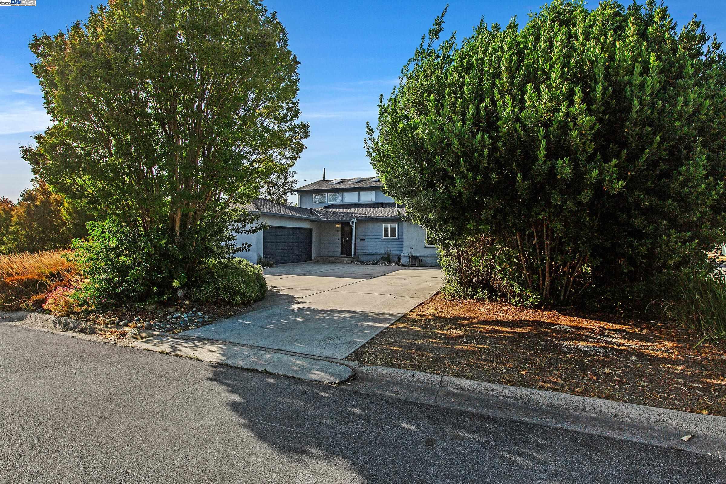 Detail Gallery Image 47 of 55 For 3171 Verdant Way, San Jose,  CA 95117 - 3 Beds | 2 Baths
