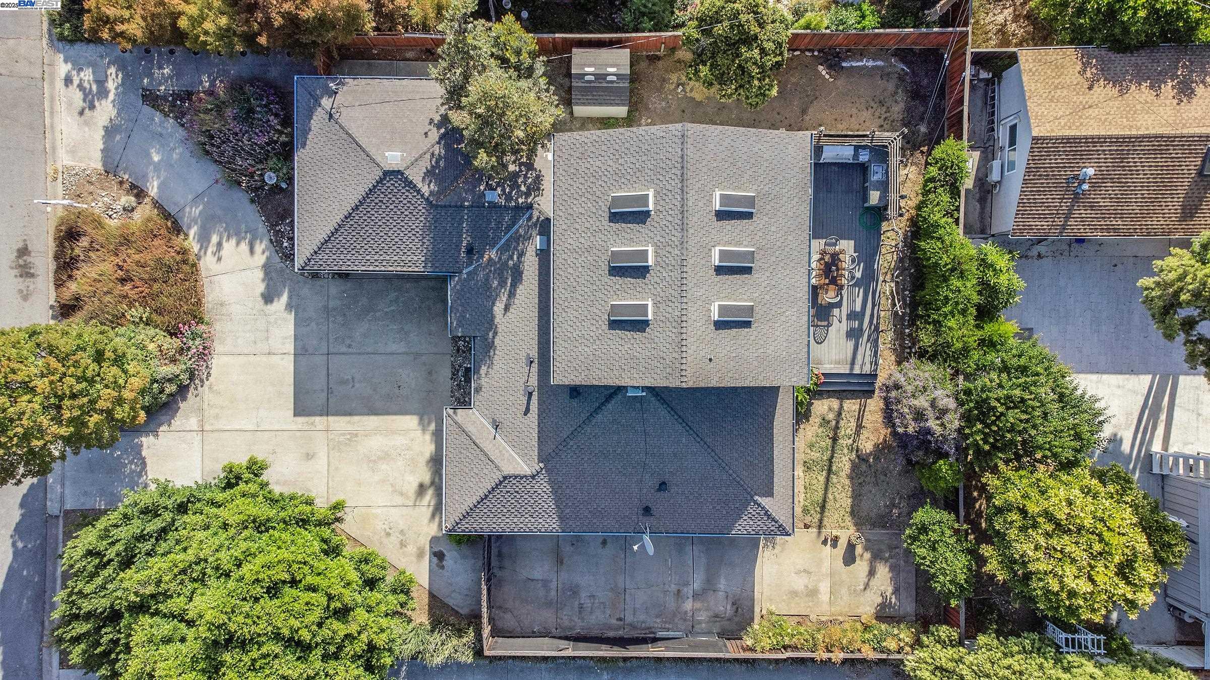 Detail Gallery Image 51 of 55 For 3171 Verdant Way, San Jose,  CA 95117 - 3 Beds | 2 Baths