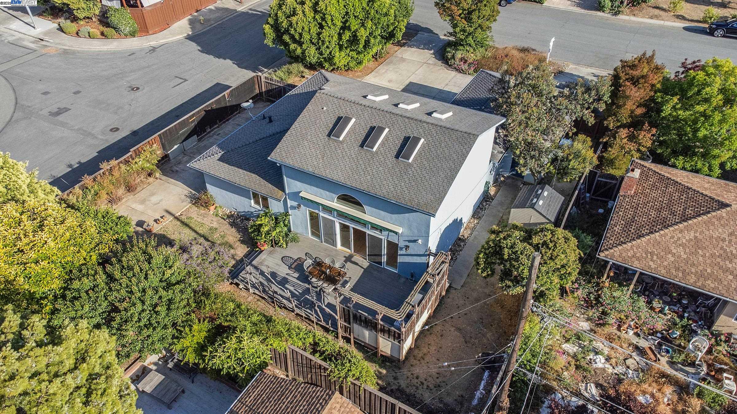 Detail Gallery Image 55 of 55 For 3171 Verdant Way, San Jose,  CA 95117 - 3 Beds | 2 Baths