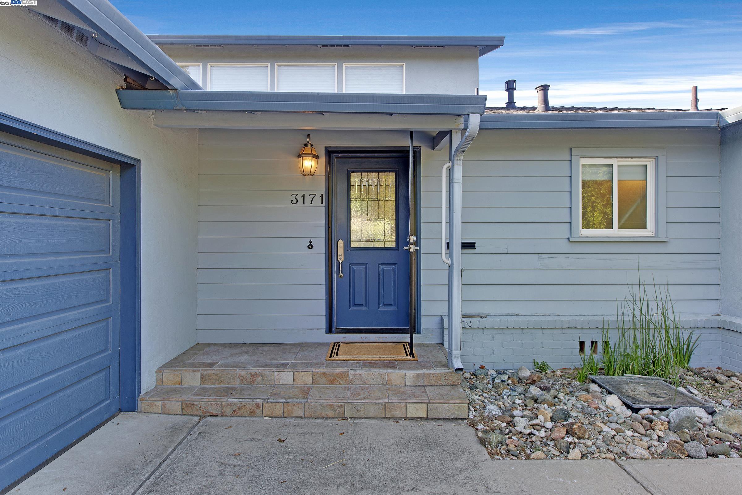 Detail Gallery Image 7 of 55 For 3171 Verdant Way, San Jose,  CA 95117 - 3 Beds | 2 Baths