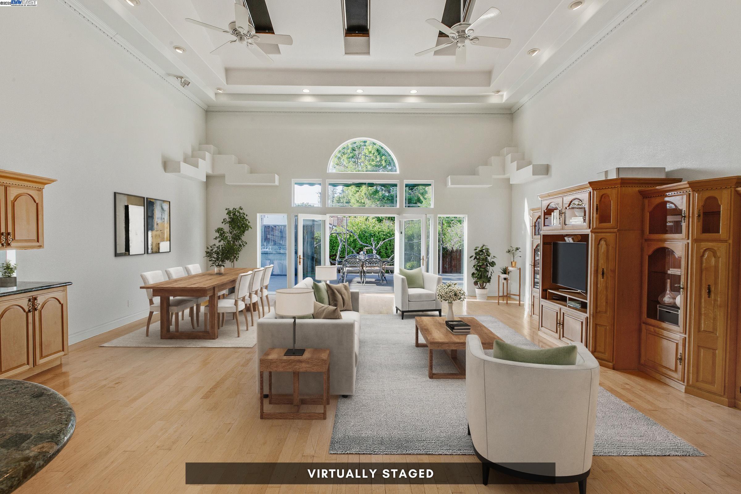 Detail Gallery Image 9 of 55 For 3171 Verdant Way, San Jose,  CA 95117 - 3 Beds | 2 Baths