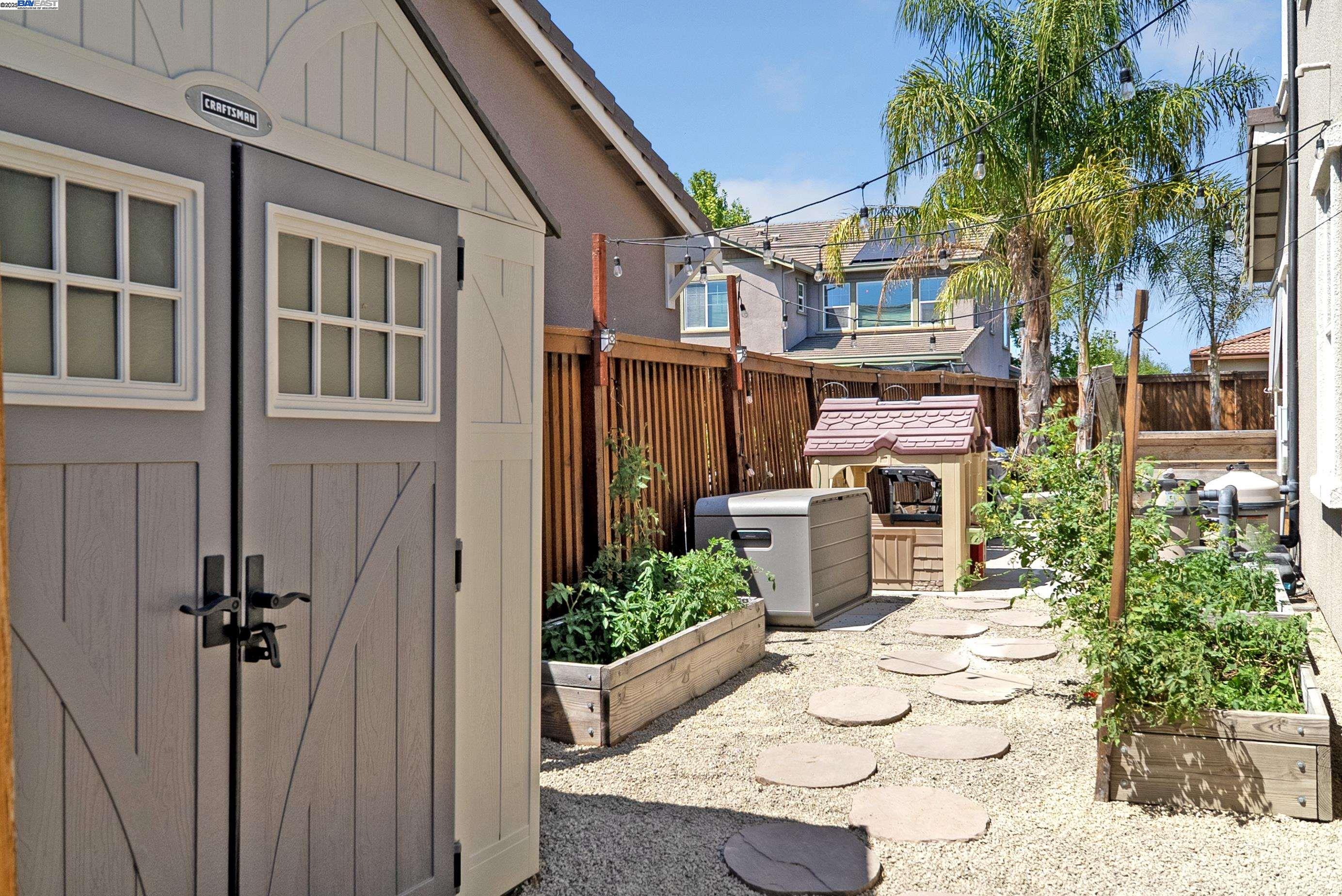 Detail Gallery Image 19 of 24 For 631 Auburn Way, Brentwood,  CA 94513 - 5 Beds | 4/1 Baths