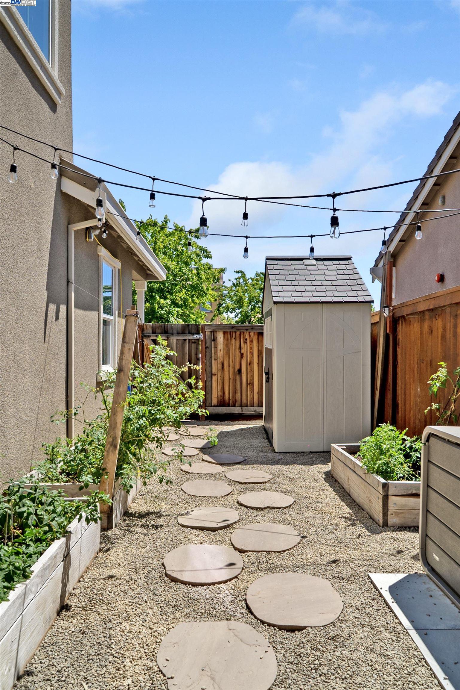 Detail Gallery Image 20 of 24 For 631 Auburn Way, Brentwood,  CA 94513 - 5 Beds | 4/1 Baths