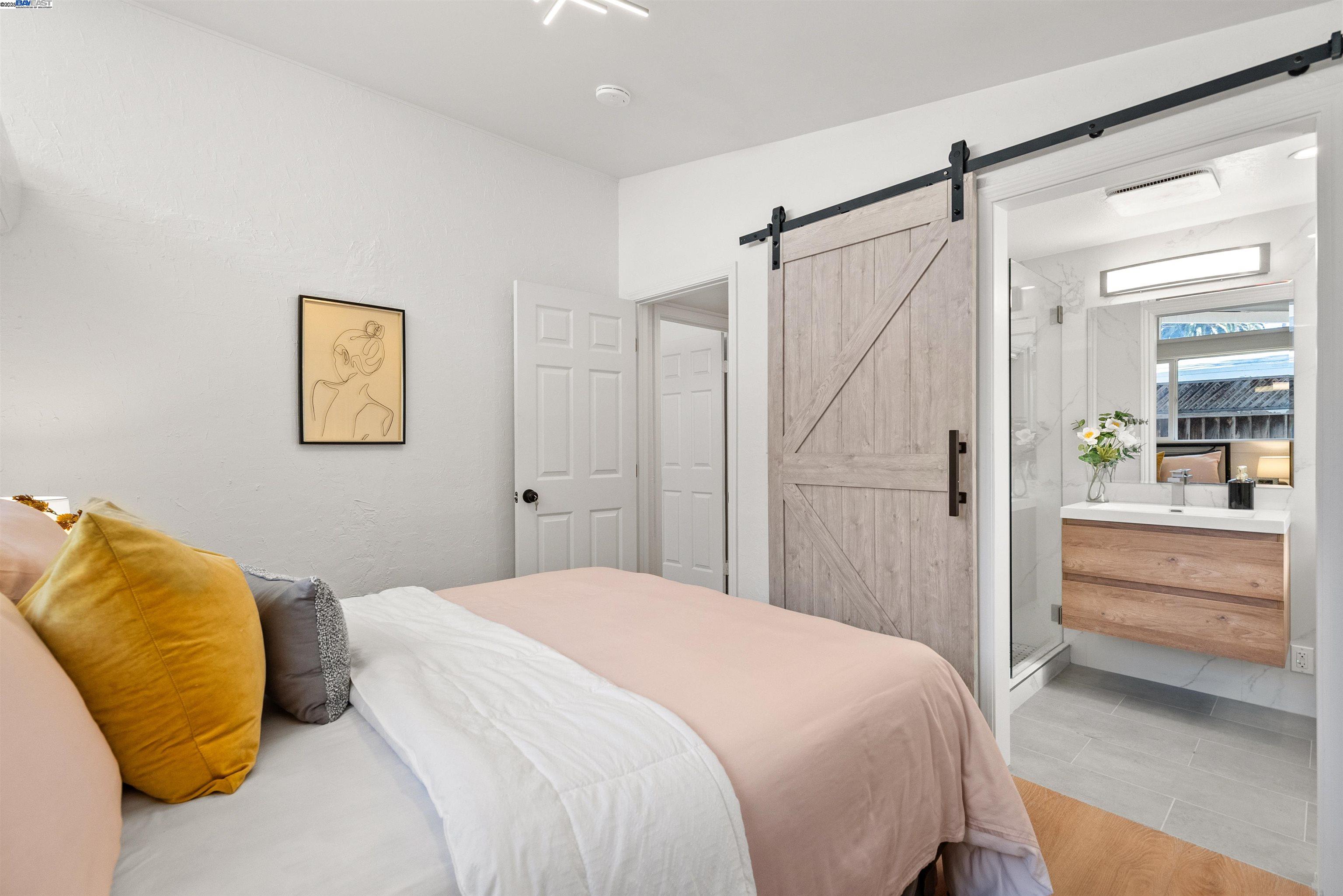 Detail Gallery Image 18 of 29 For 1030 Blazingwood Dr, Sunnyvale,  CA 94089 - 3 Beds | 2 Baths