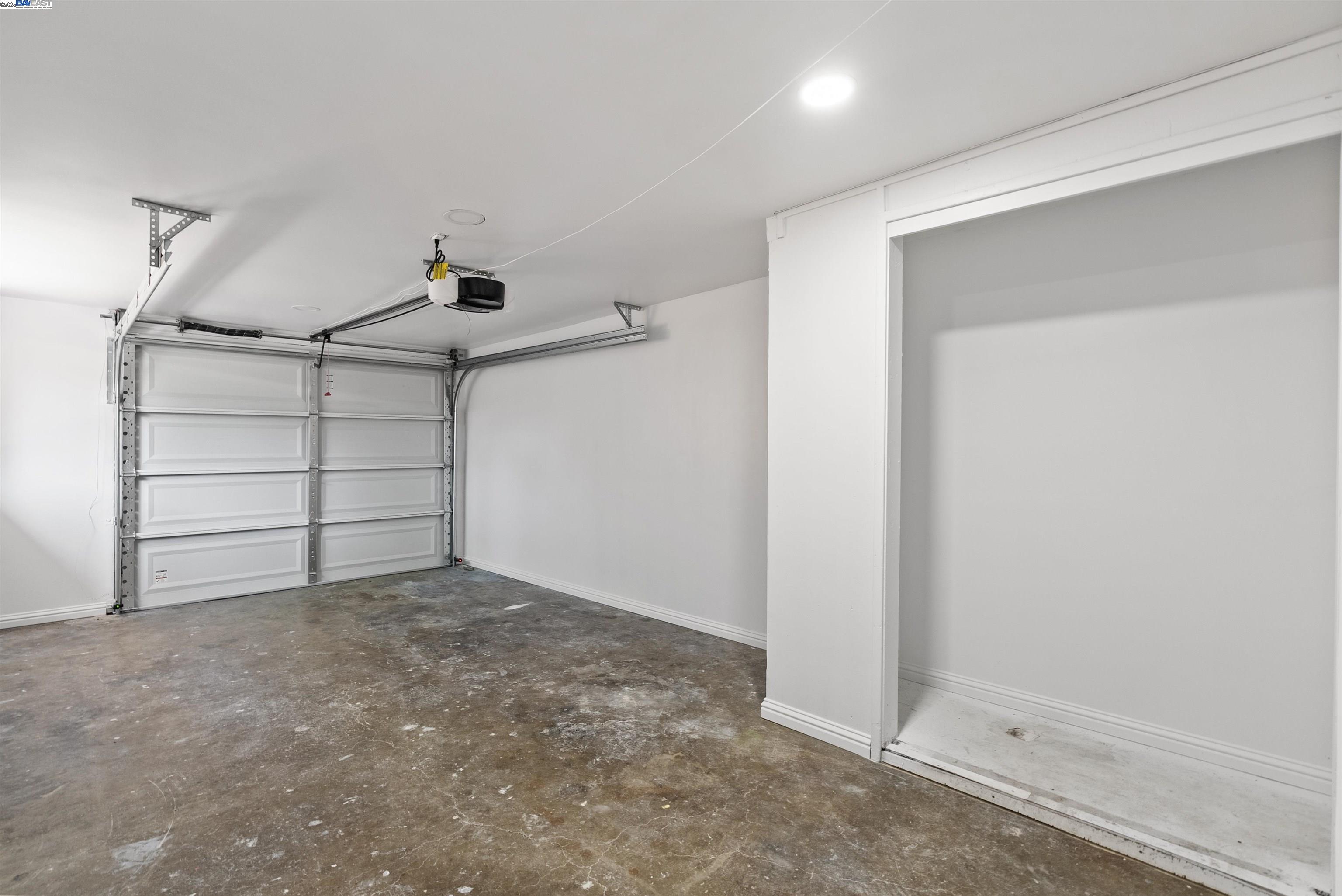Detail Gallery Image 24 of 29 For 1030 Blazingwood Dr, Sunnyvale,  CA 94089 - 3 Beds | 2 Baths