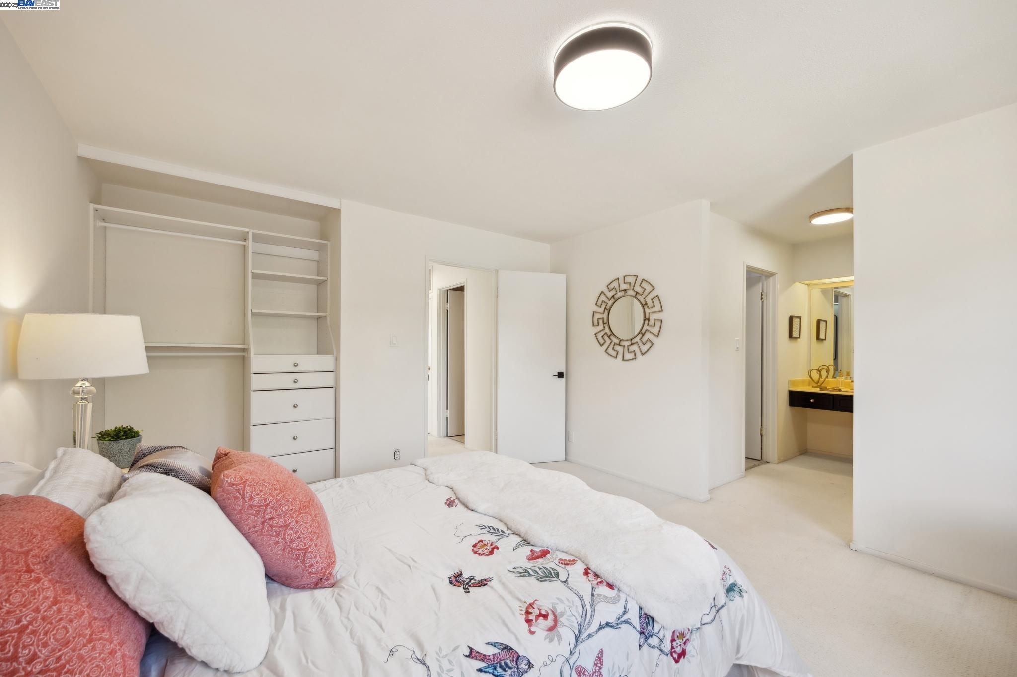 Detail Gallery Image 20 of 38 For 3362 Tonga Ln, Alameda,  CA 94502 - 3 Beds | 2/1 Baths
