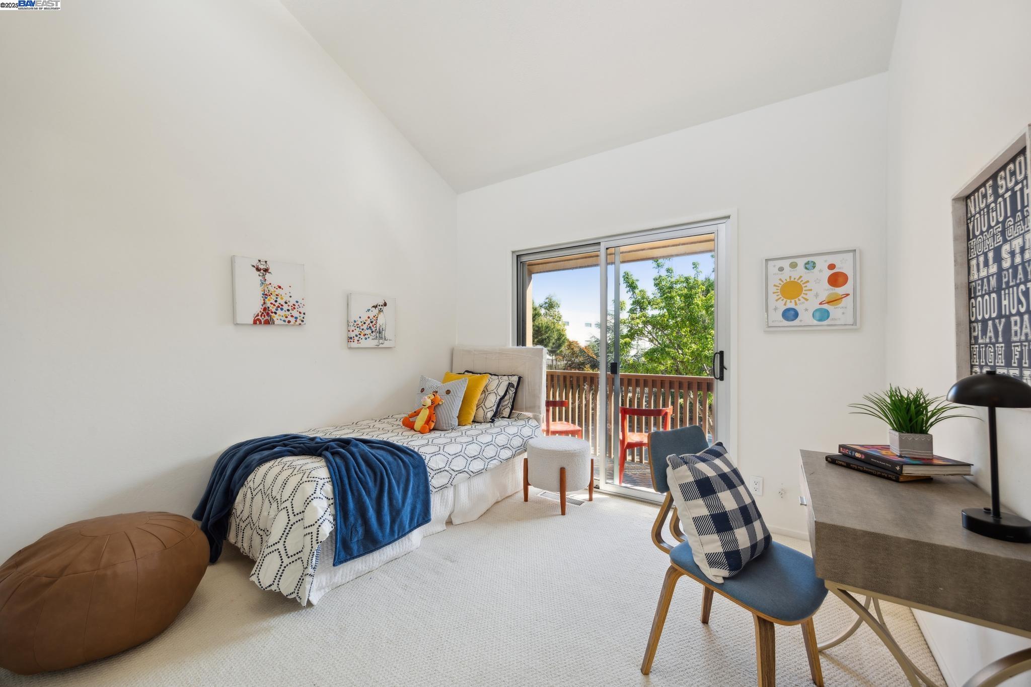 Detail Gallery Image 24 of 38 For 3362 Tonga Ln, Alameda,  CA 94502 - 3 Beds | 2/1 Baths
