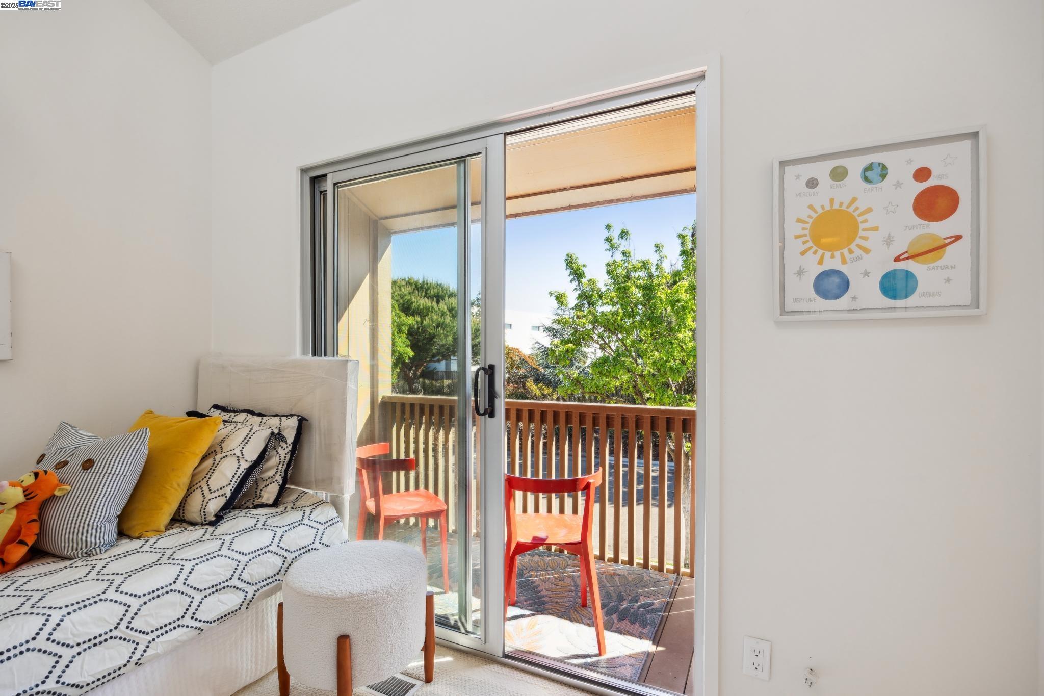 Detail Gallery Image 25 of 38 For 3362 Tonga Ln, Alameda,  CA 94502 - 3 Beds | 2/1 Baths