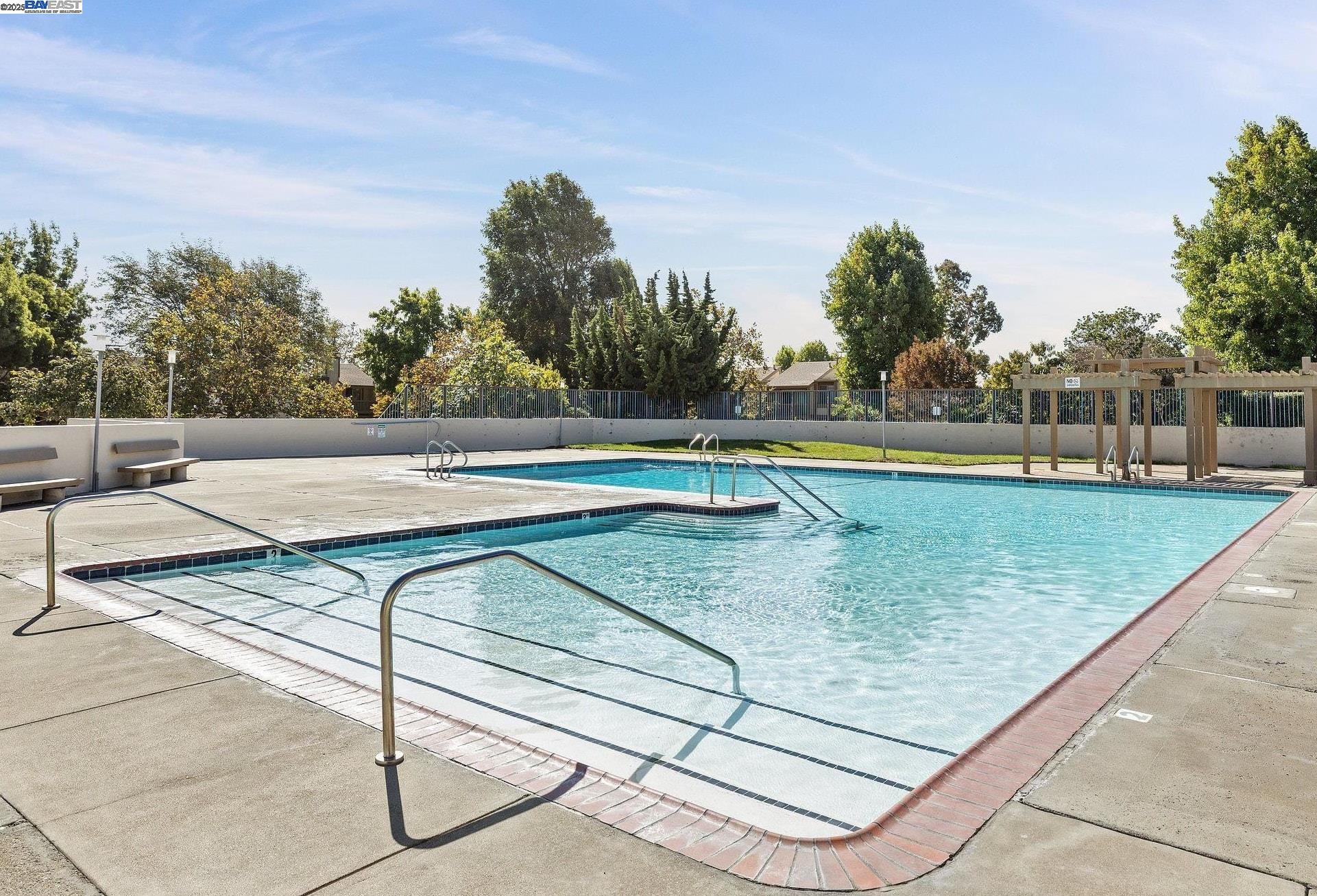 Detail Gallery Image 37 of 38 For 3362 Tonga Ln, Alameda,  CA 94502 - 3 Beds | 2/1 Baths