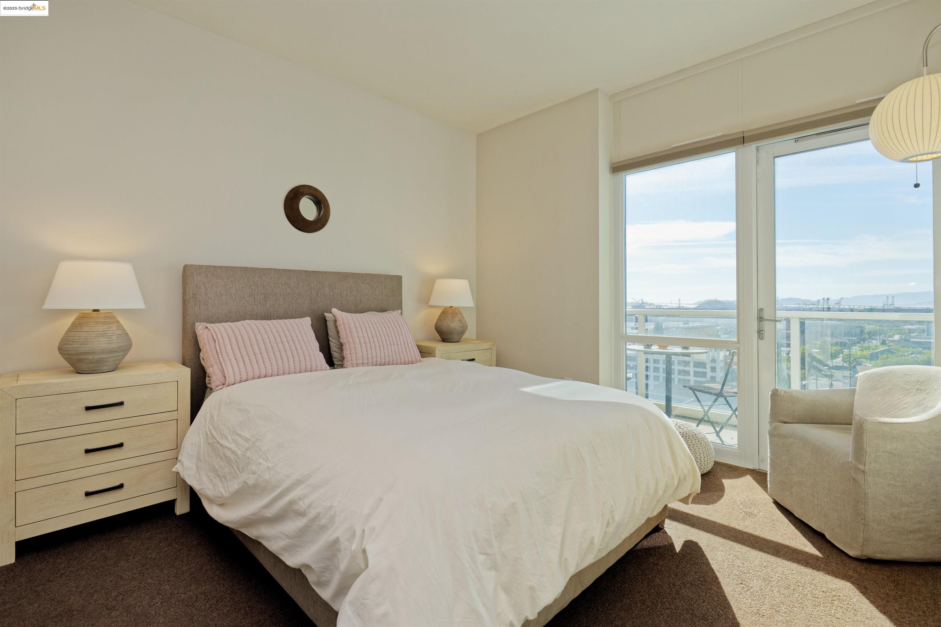 Detail Gallery Image 16 of 52 For 222 Broadway #1204,  Oakland,  CA 94607 - 2 Beds | 2 Baths