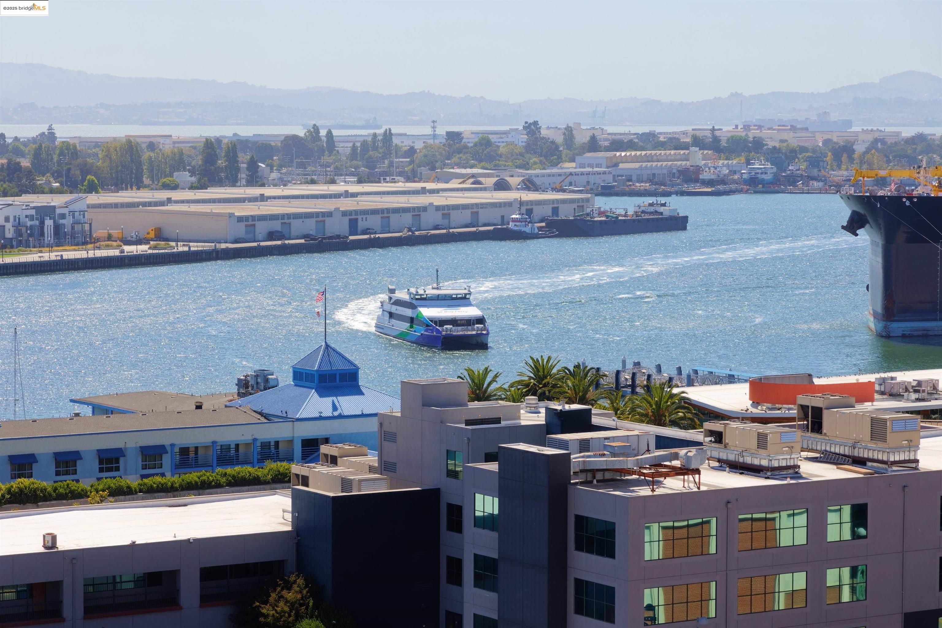 Detail Gallery Image 44 of 52 For 222 Broadway #1204,  Oakland,  CA 94607 - 2 Beds | 2 Baths