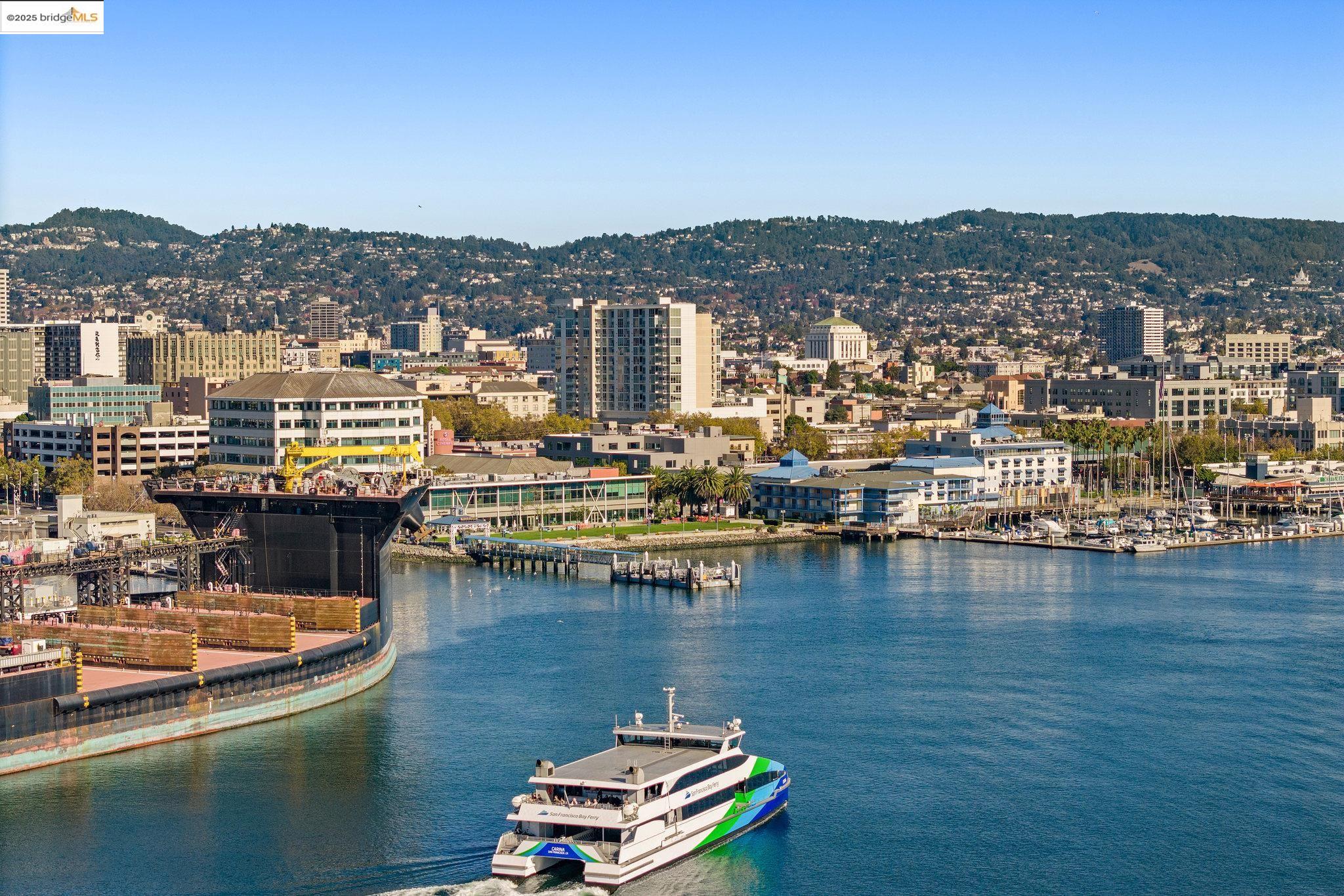 Detail Gallery Image 45 of 52 For 222 Broadway #1204,  Oakland,  CA 94607 - 2 Beds | 2 Baths