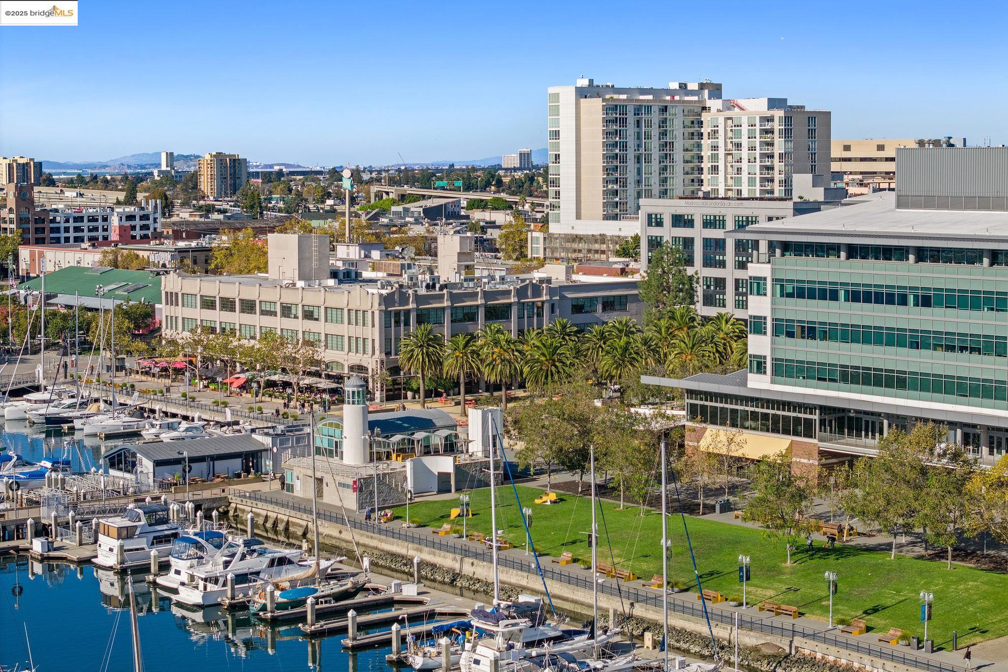 Detail Gallery Image 48 of 52 For 222 Broadway #1204,  Oakland,  CA 94607 - 2 Beds | 2 Baths