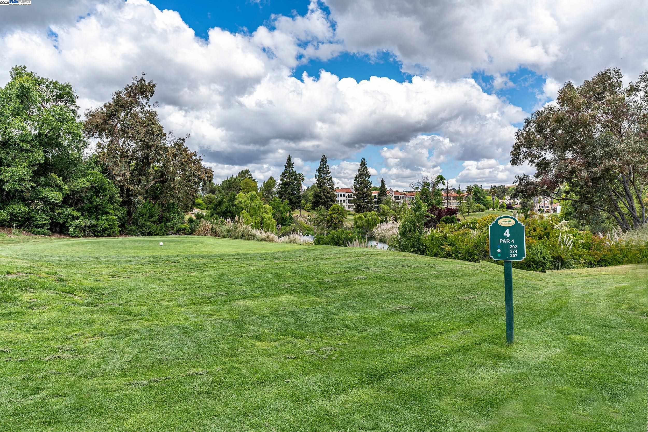 Detail Gallery Image 27 of 41 For 4009 W Lakeshore Drive, San Ramon,  CA 94582 - 3 Beds | 2/1 Baths