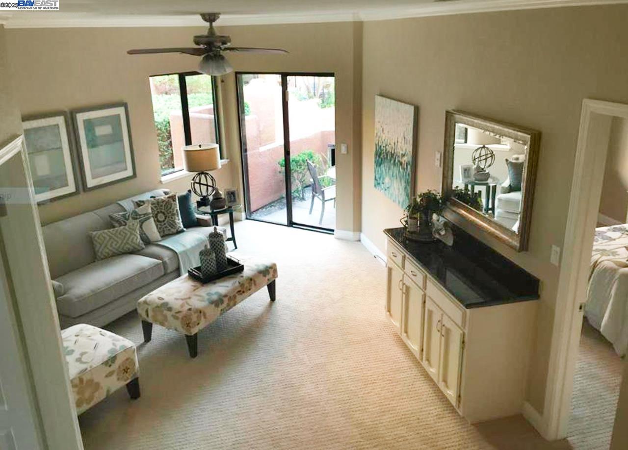 Detail Gallery Image 8 of 41 For 4009 W Lakeshore Drive, San Ramon,  CA 94582 - 3 Beds | 2/1 Baths