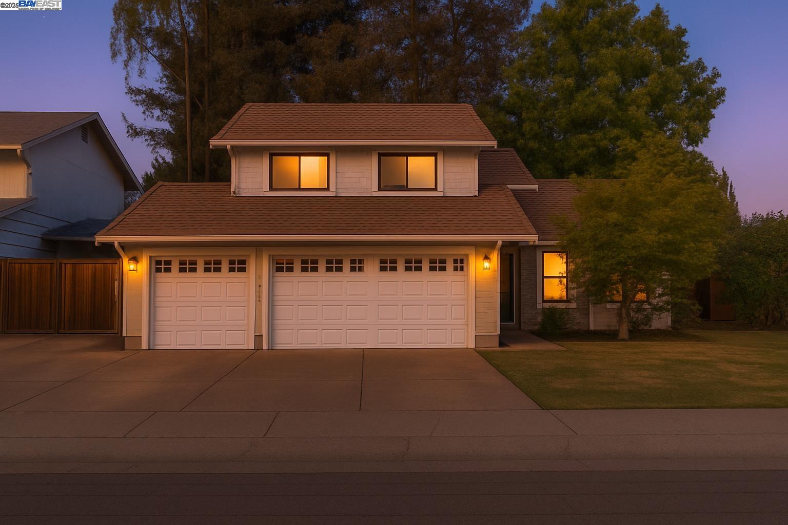 Detail Gallery Image 1 of 57 For 35 Pebble River Cir, Sacramento,  CA 95831 - 3 Beds | 2/1 Baths