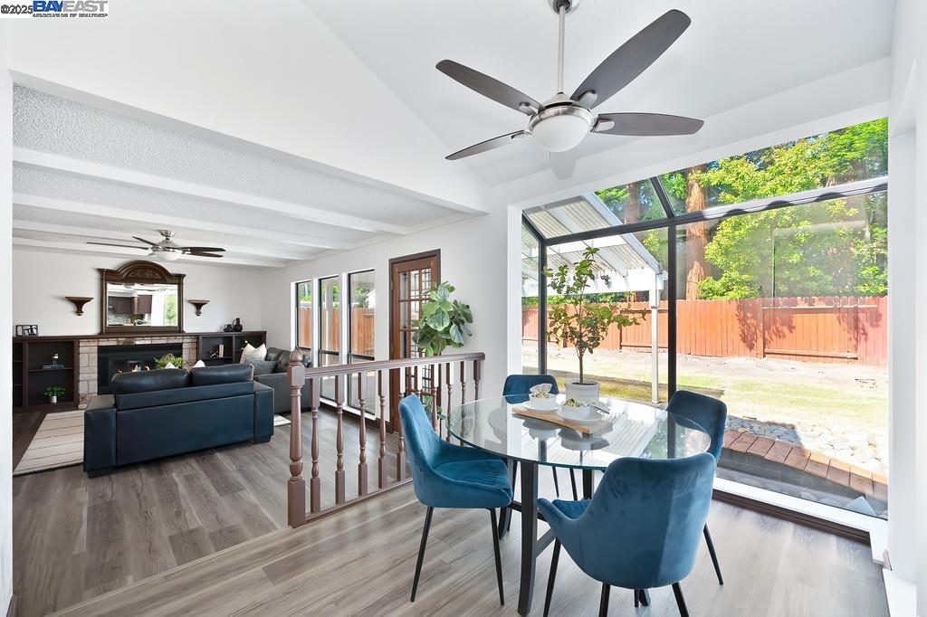 Detail Gallery Image 22 of 57 For 35 Pebble River Cir, Sacramento,  CA 95831 - 3 Beds | 2/1 Baths