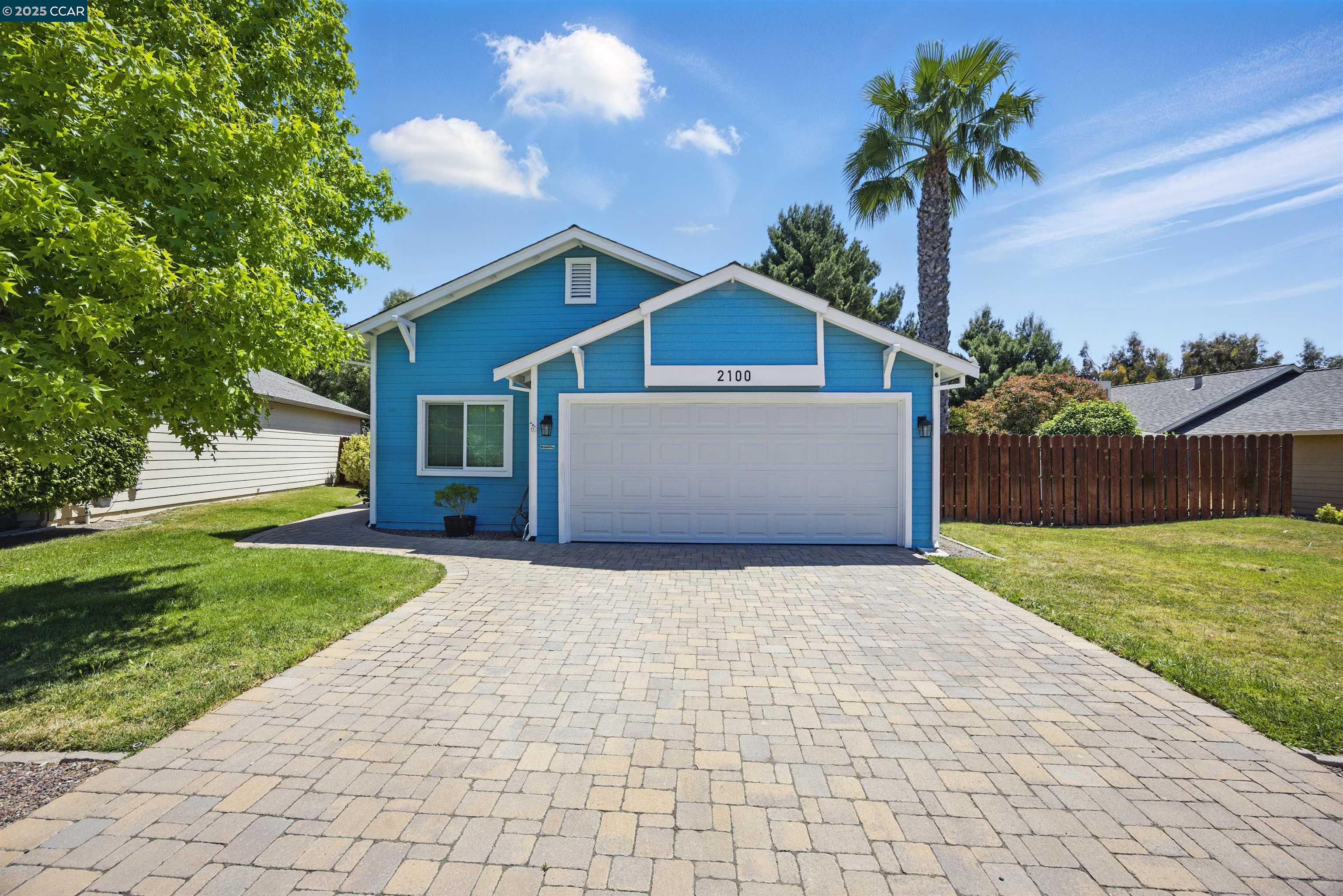 Detail Gallery Image 1 of 37 For 2100 Pomo St, Bay Point,  CA 94565 - 3 Beds | 2 Baths
