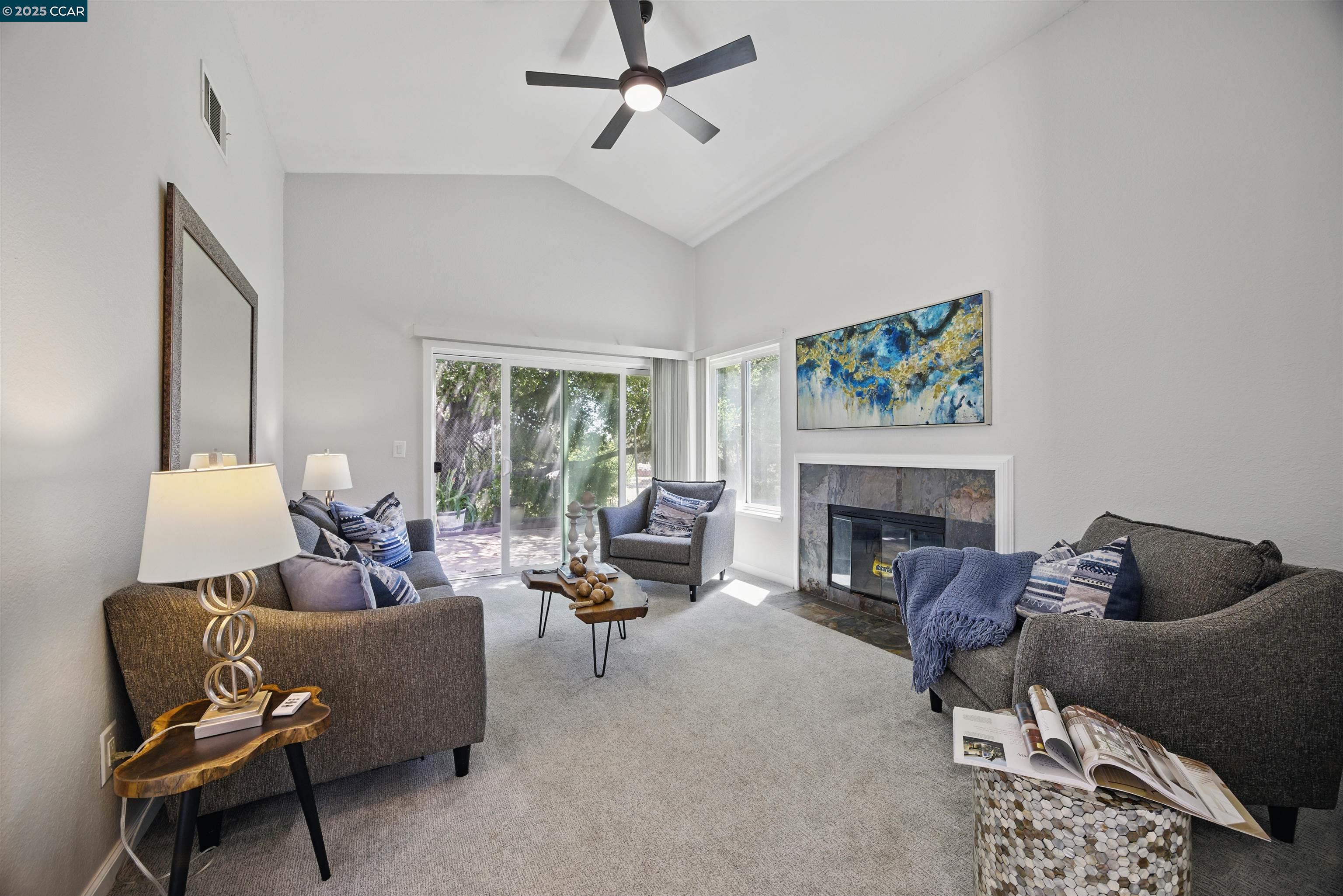 Detail Gallery Image 14 of 37 For 2100 Pomo St, Bay Point,  CA 94565 - 3 Beds | 2 Baths