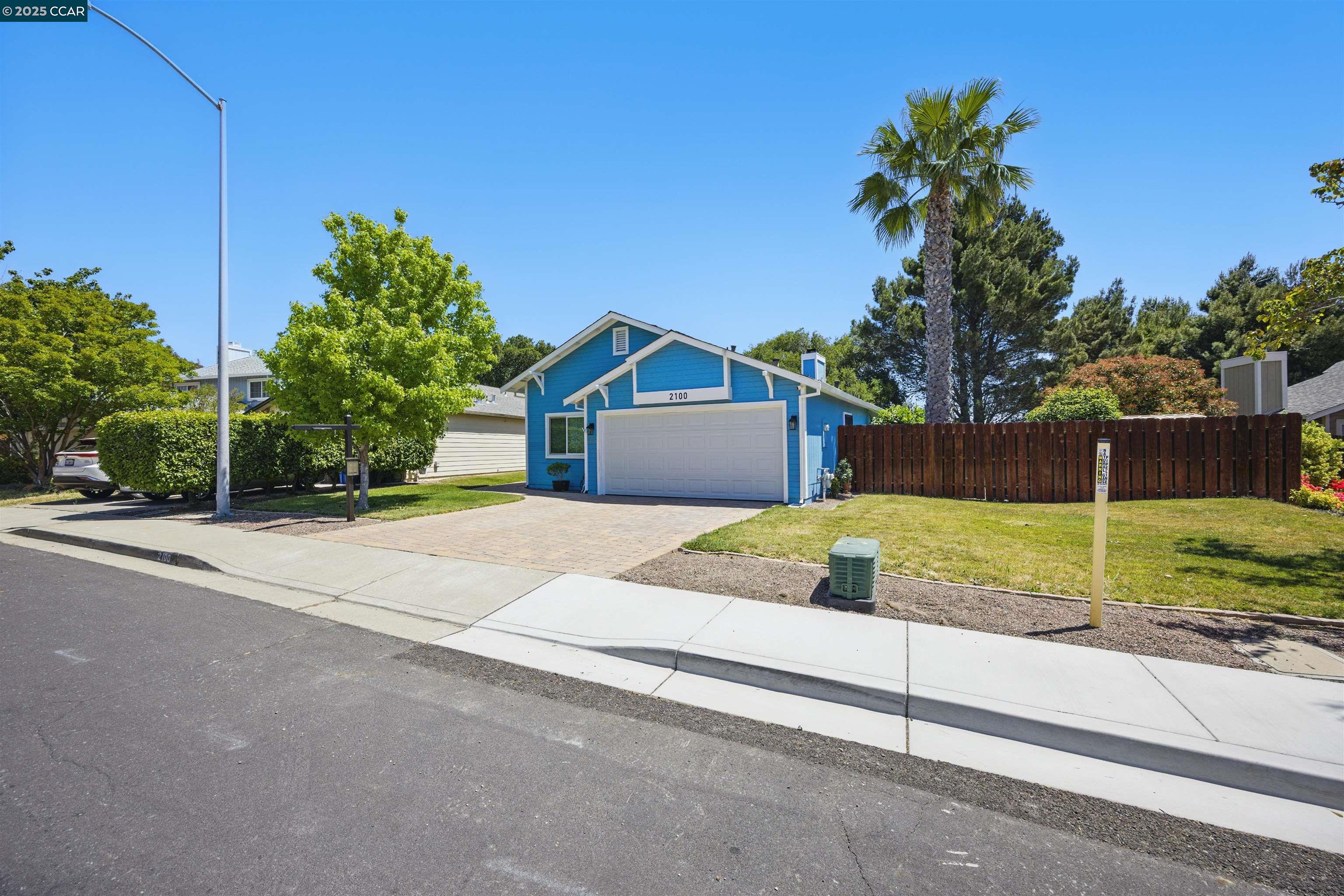 Detail Gallery Image 4 of 37 For 2100 Pomo St, Bay Point,  CA 94565 - 3 Beds | 2 Baths
