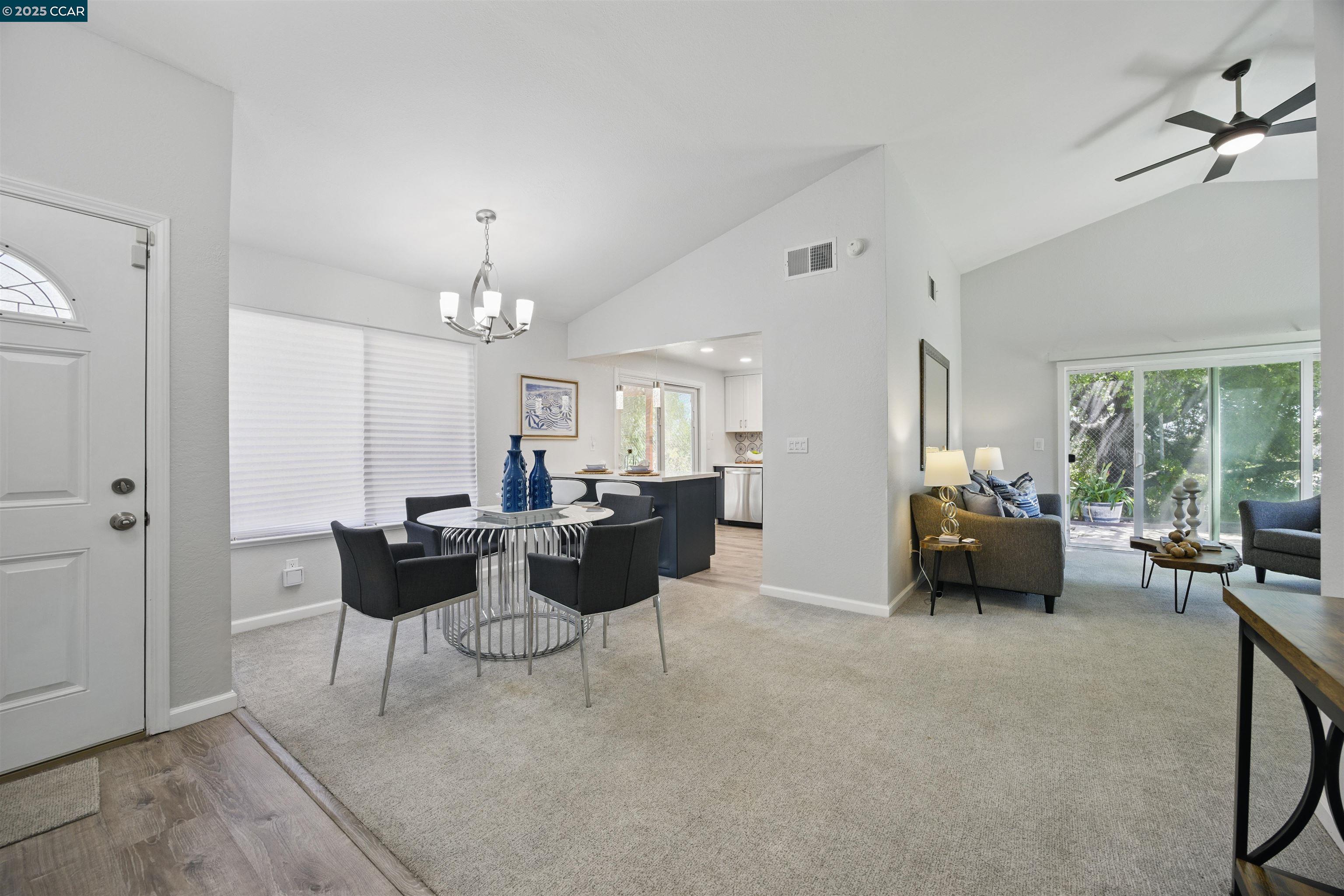 Detail Gallery Image 5 of 37 For 2100 Pomo St, Bay Point,  CA 94565 - 3 Beds | 2 Baths