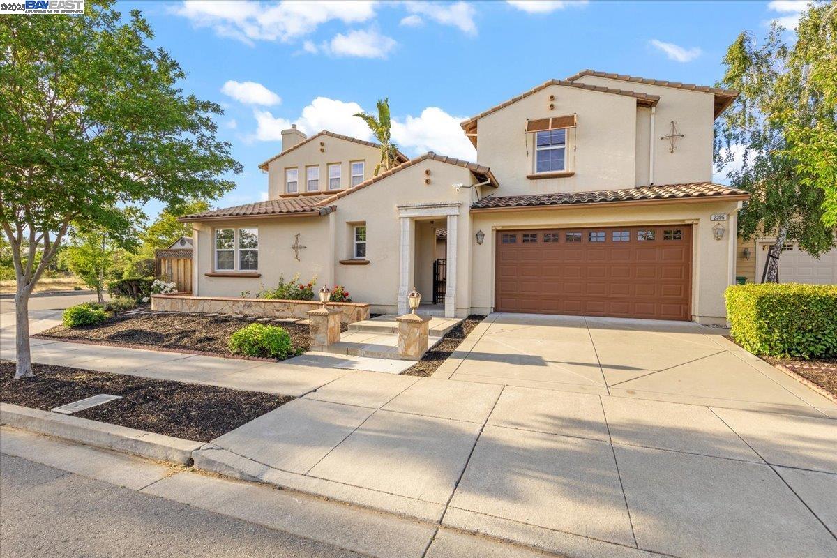 Detail Gallery Image 1 of 52 For 2396 Keats Ln, San Ramon,  CA 94582 - 5 Beds | 4/1 Baths