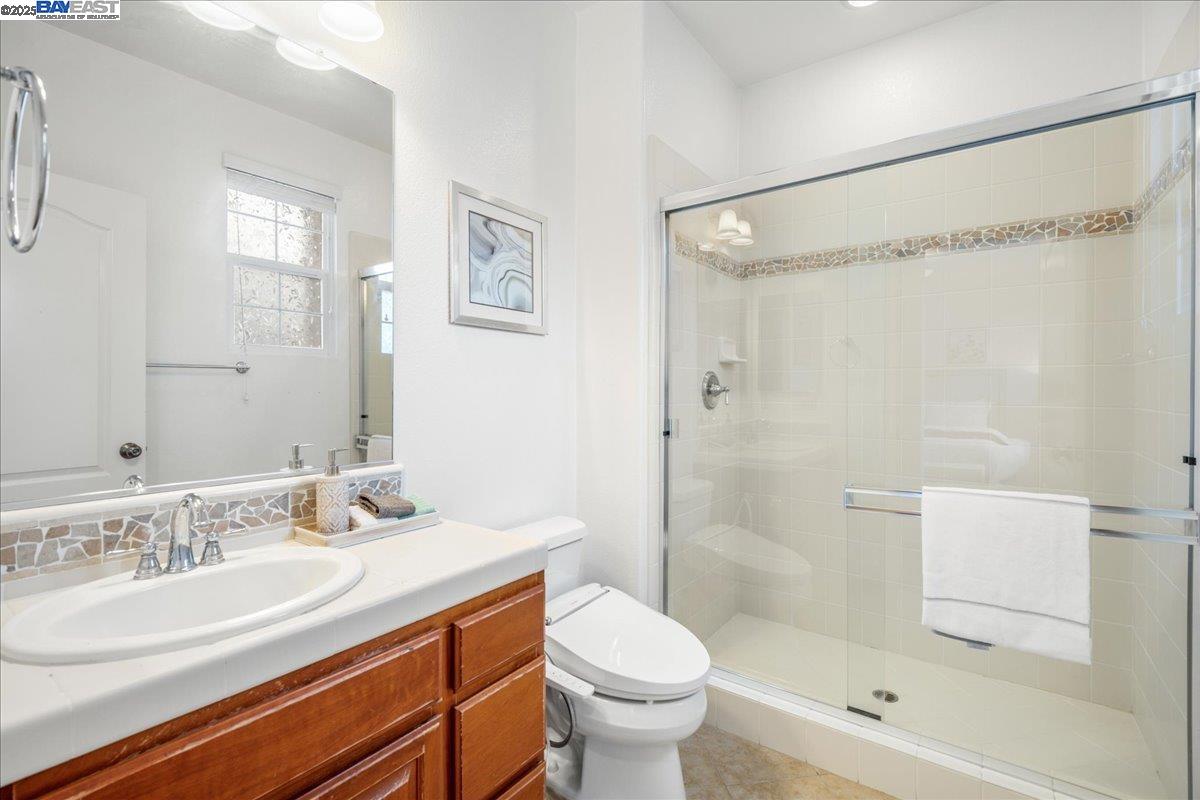 Detail Gallery Image 23 of 52 For 2396 Keats Ln, San Ramon,  CA 94582 - 5 Beds | 4/1 Baths