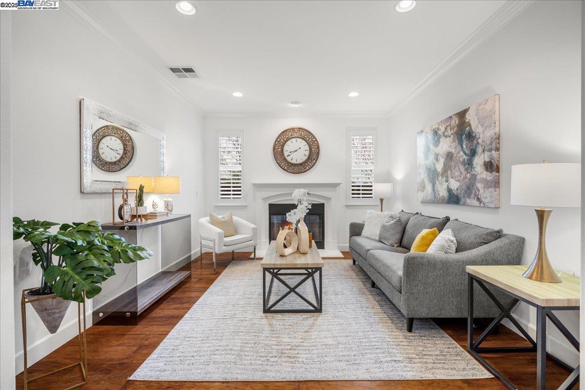 Detail Gallery Image 3 of 52 For 2396 Keats Ln, San Ramon,  CA 94582 - 5 Beds | 4/1 Baths